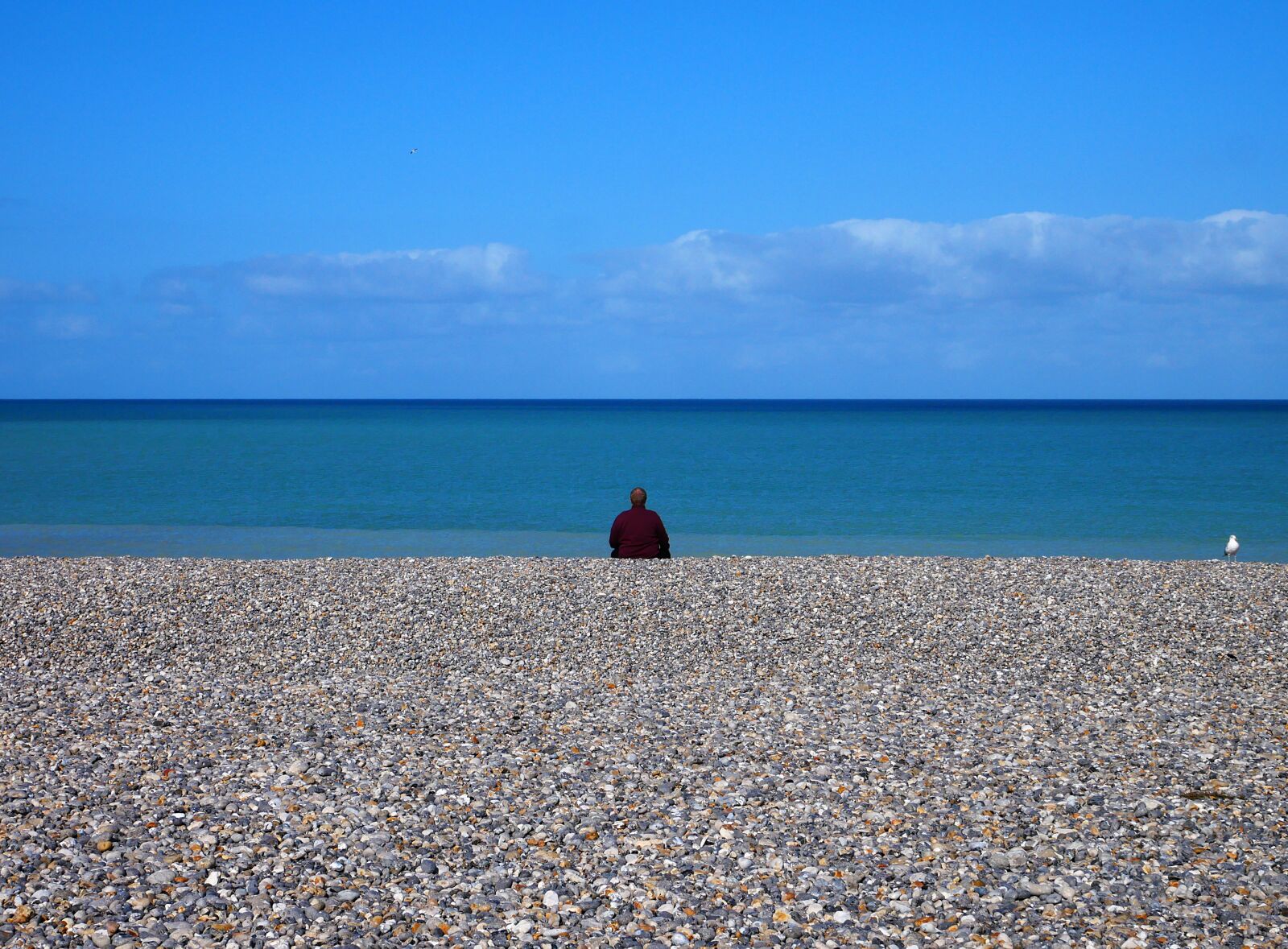 Panasonic Lumix DMC-GX85 (Lumix DMC-GX80 / Lumix DMC-GX7 Mark II) sample photo. Sea, solitary, beach photography