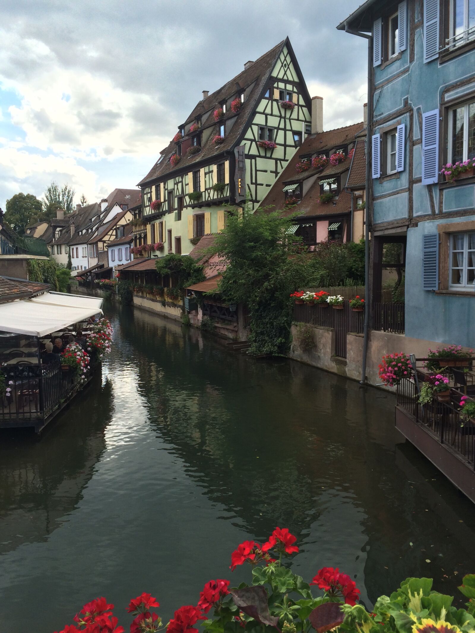 iPhone 5s back camera 4.12mm f/2.2 sample photo. Romantic, timber frame, houses photography
