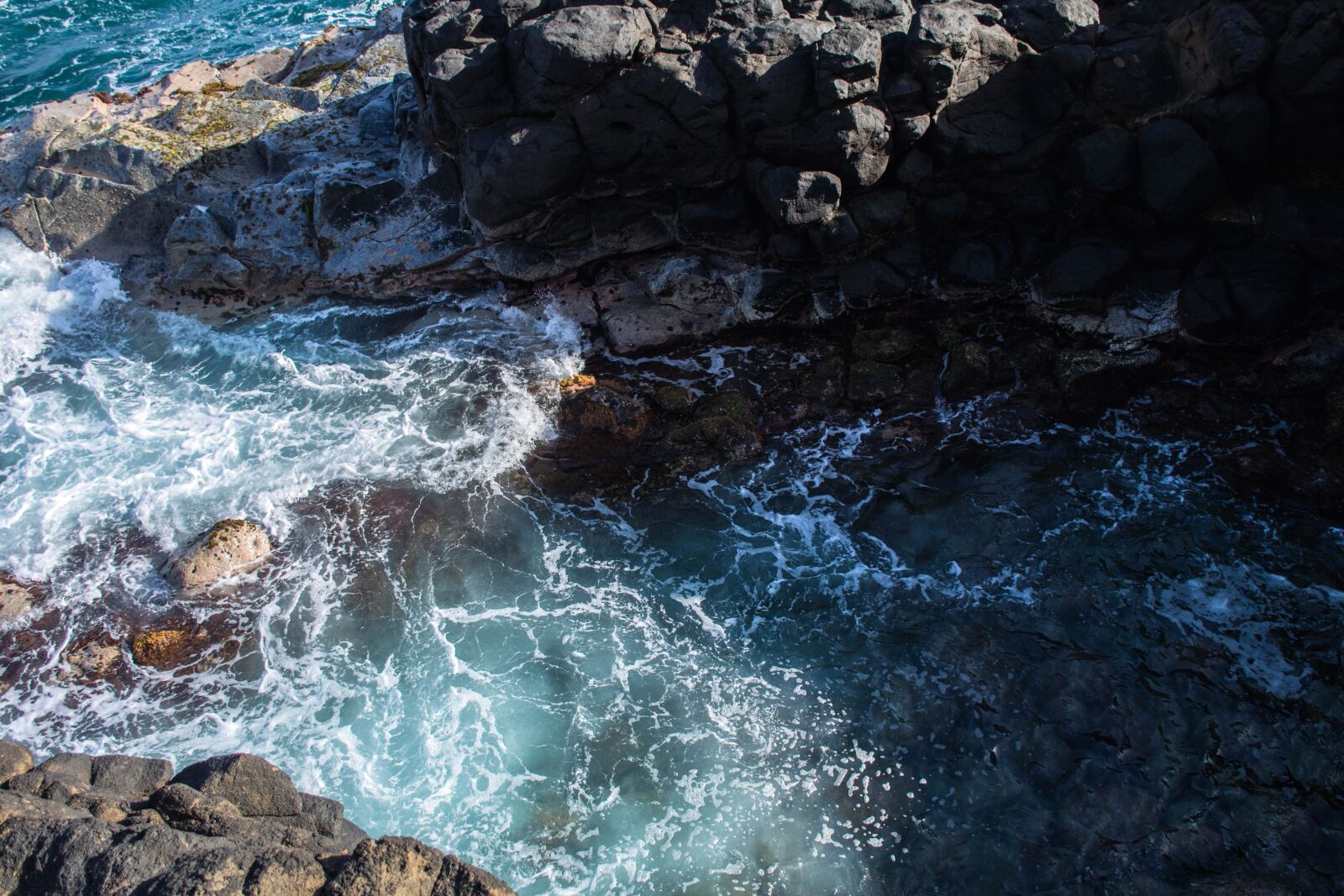 Nikon D5200 sample photo. Coast, water, ocean, seashore photography