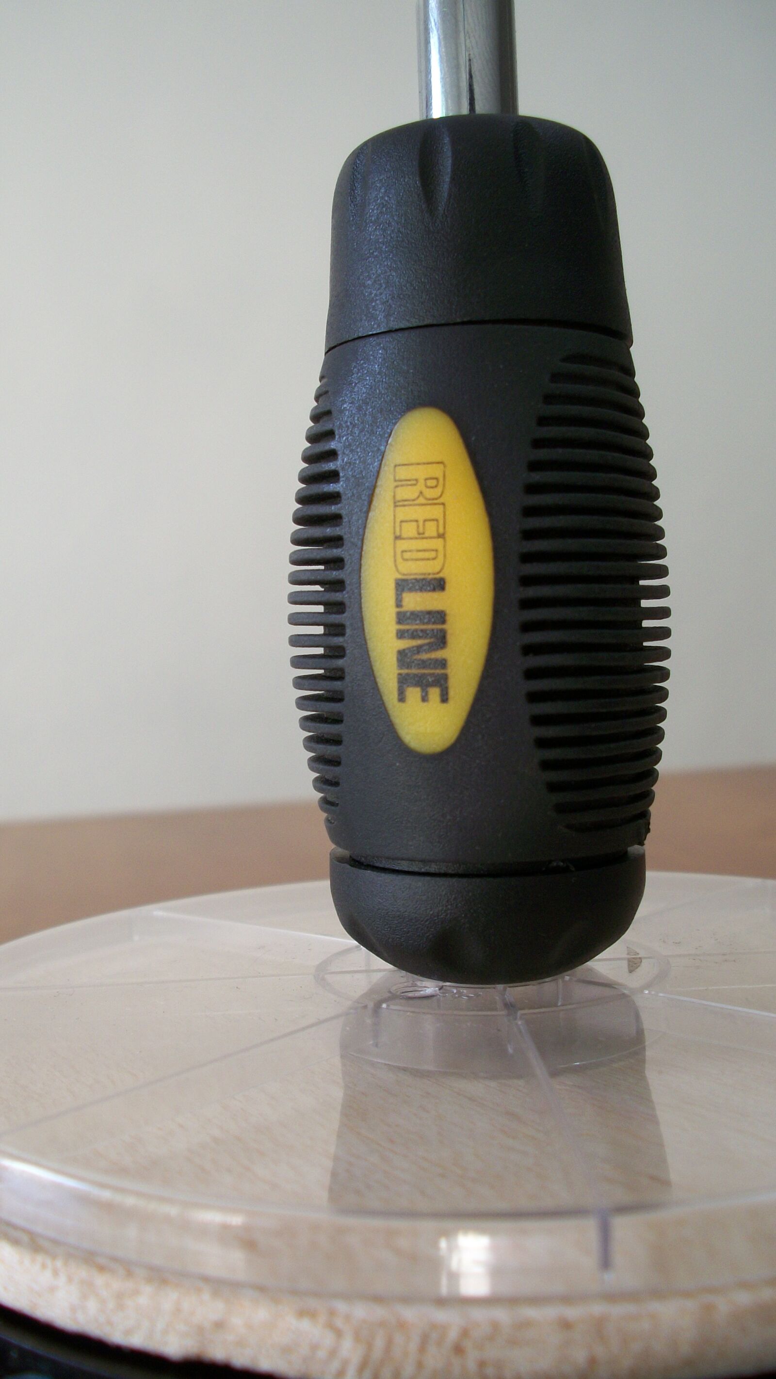 Kodak EASYSHARE M340 DIGITAL CAMERA sample photo. Screwdriver tips, mechanics, handwork photography