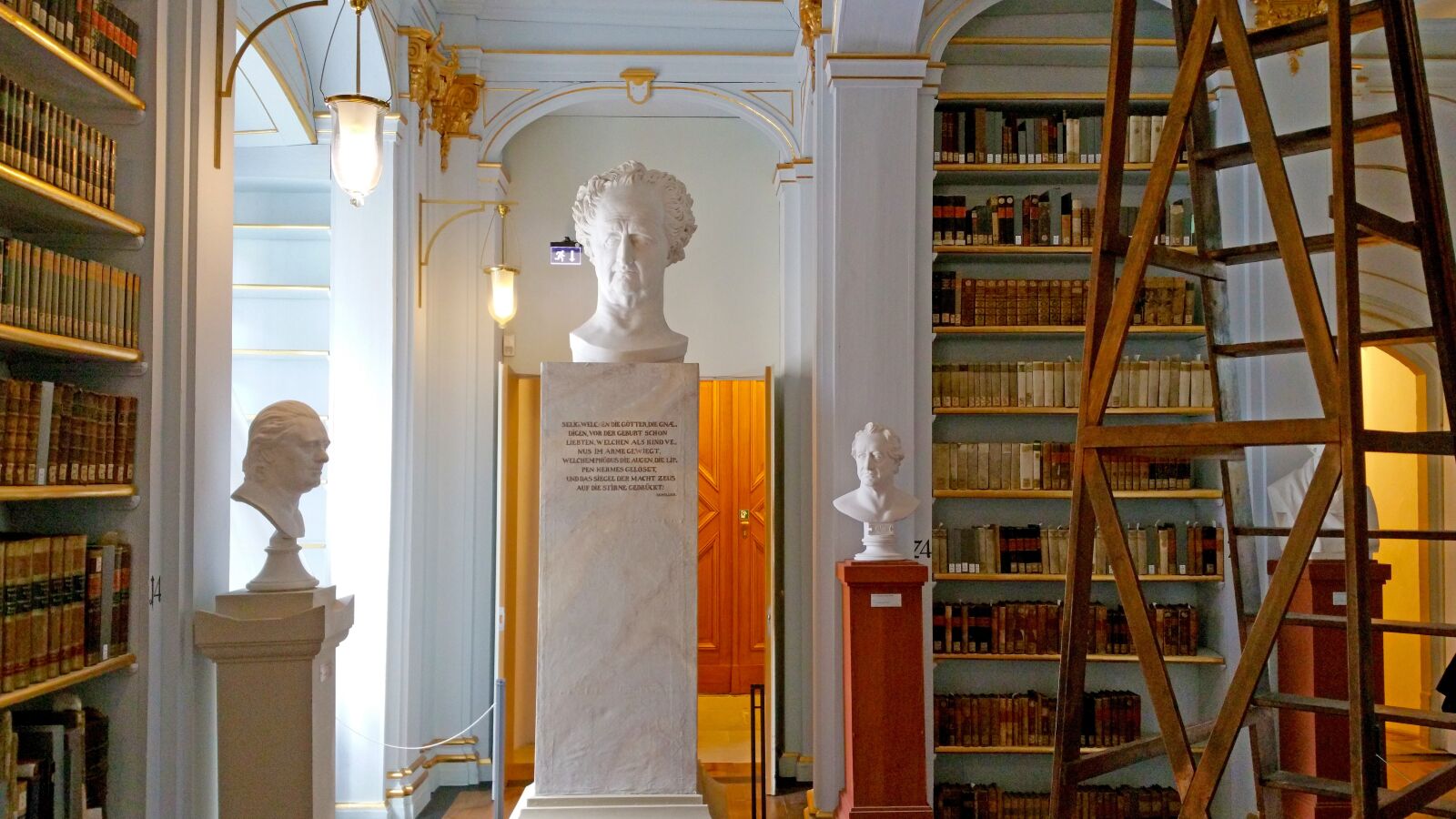 Samsung Galaxy Note4 sample photo. Weimar, library, goethe photography