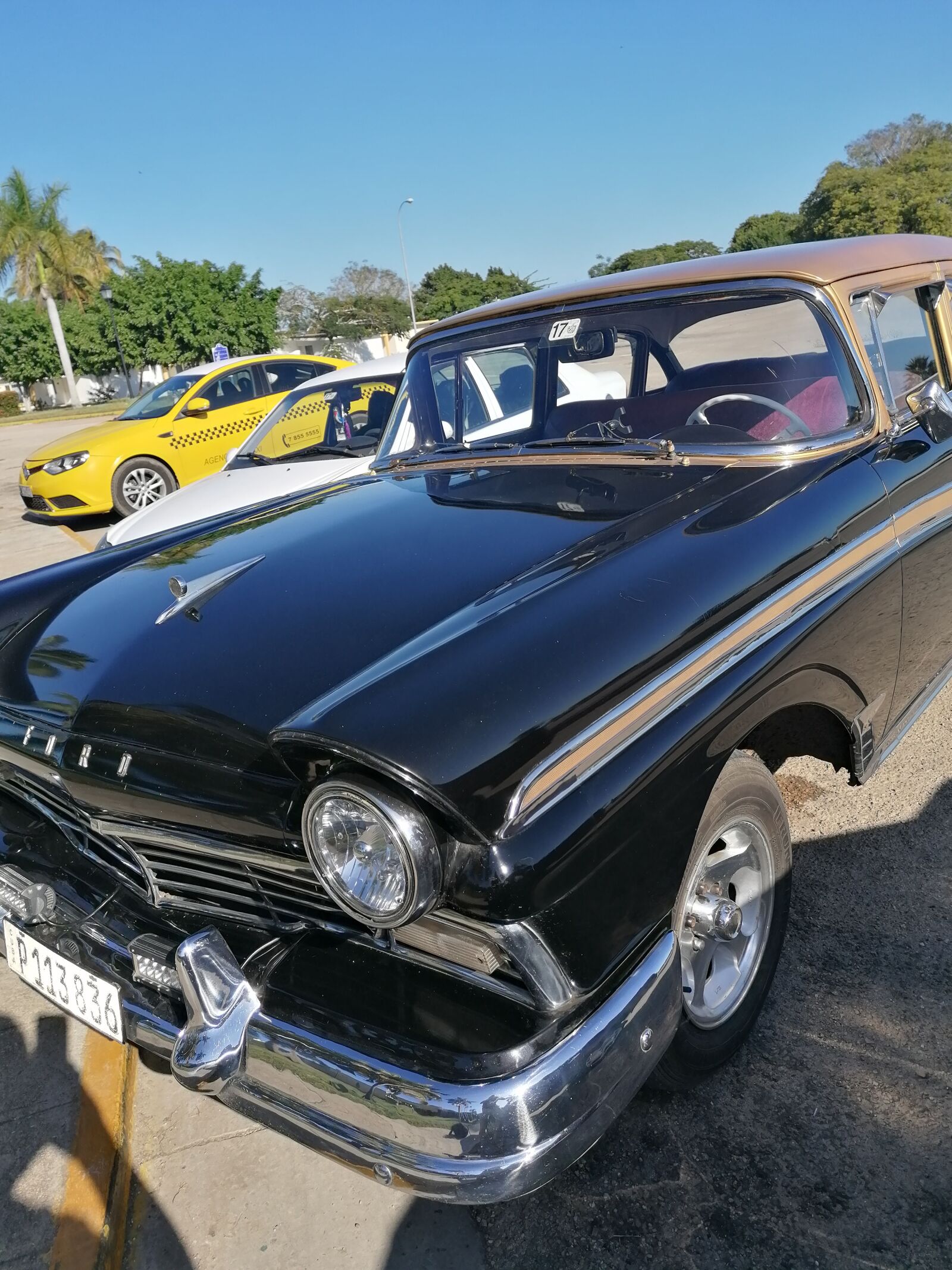 HUAWEI P30 LITE sample photo. Cuba, old cars, vintage photography