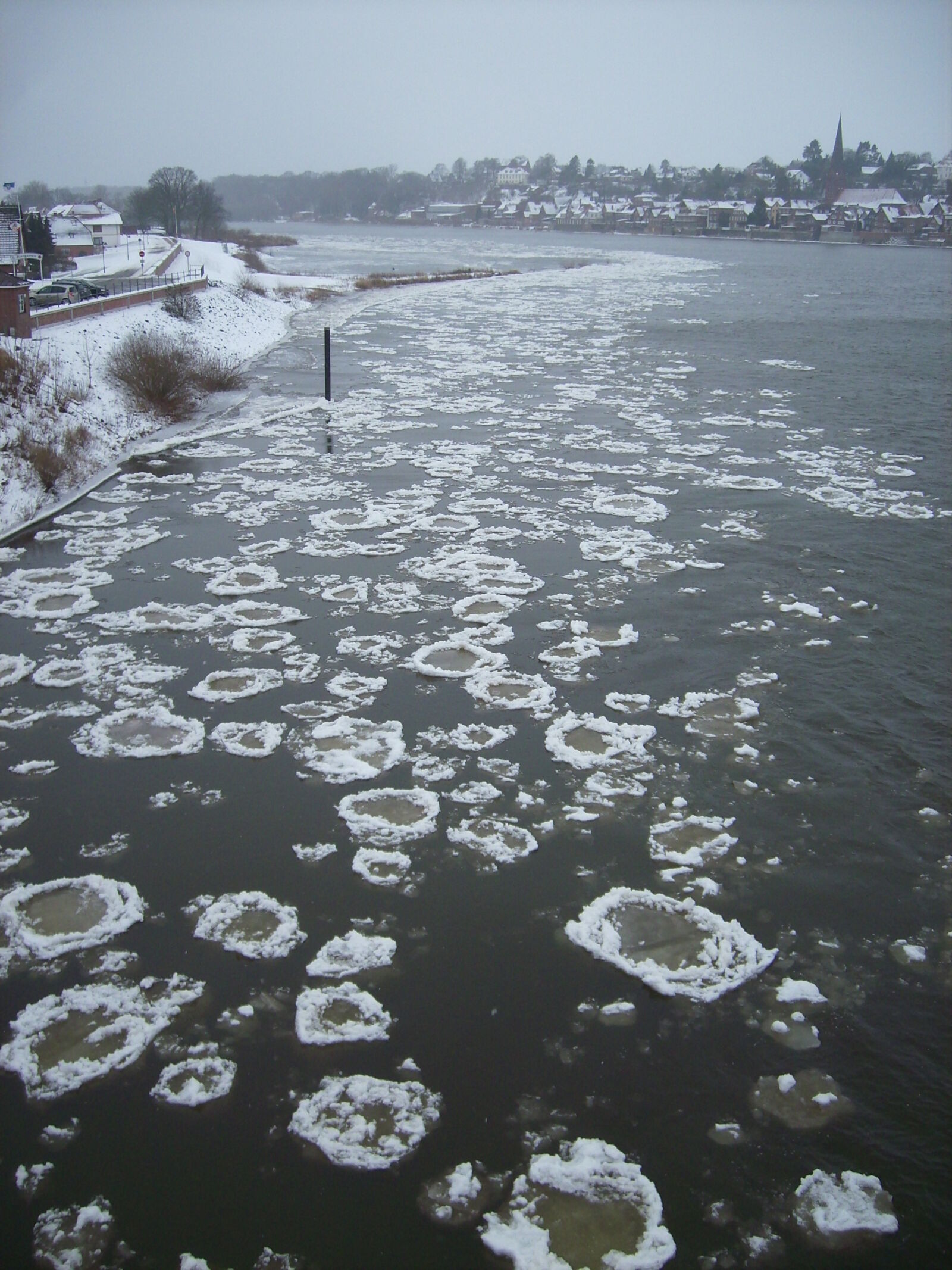 JENOPTIK DigitalCAM sample photo. Ice, river, winter photography