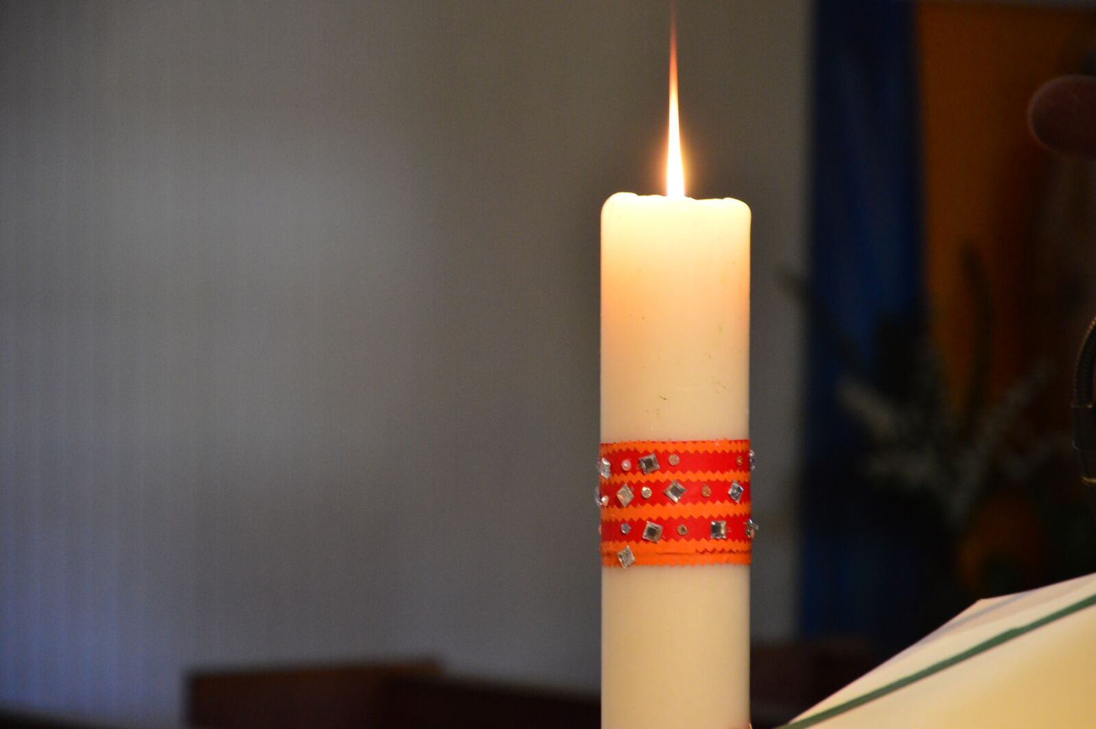Nikon D3200 sample photo. Easter candle, easter, candle photography