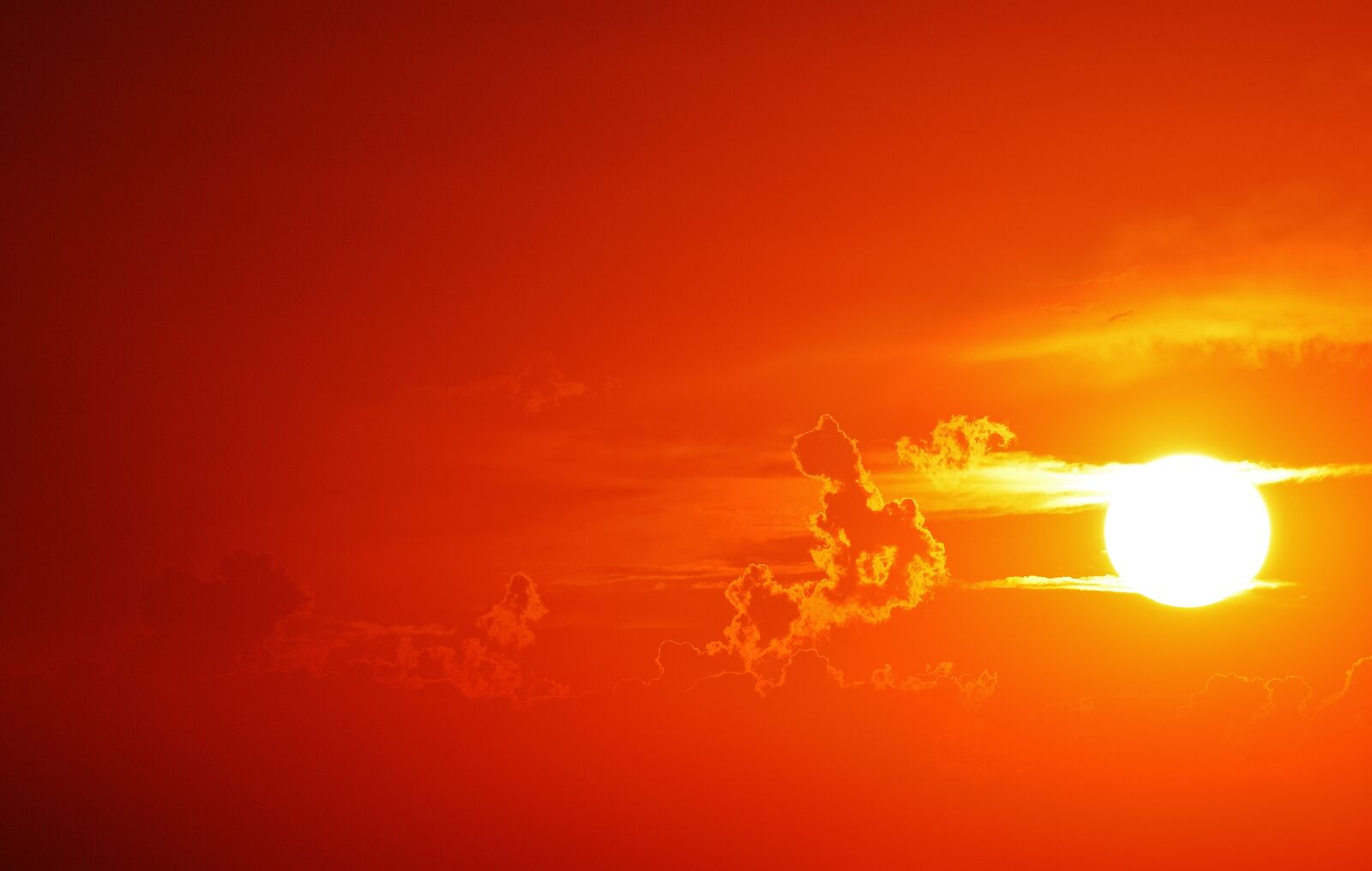 Nikon D3200 sample photo. Sunset, clouds, evening sky photography