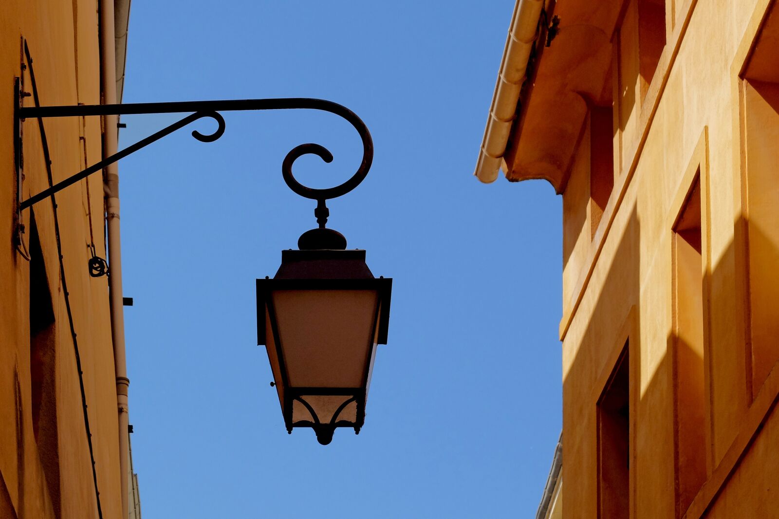 Fujifilm X30 sample photo. Street light, lamp, lantern photography