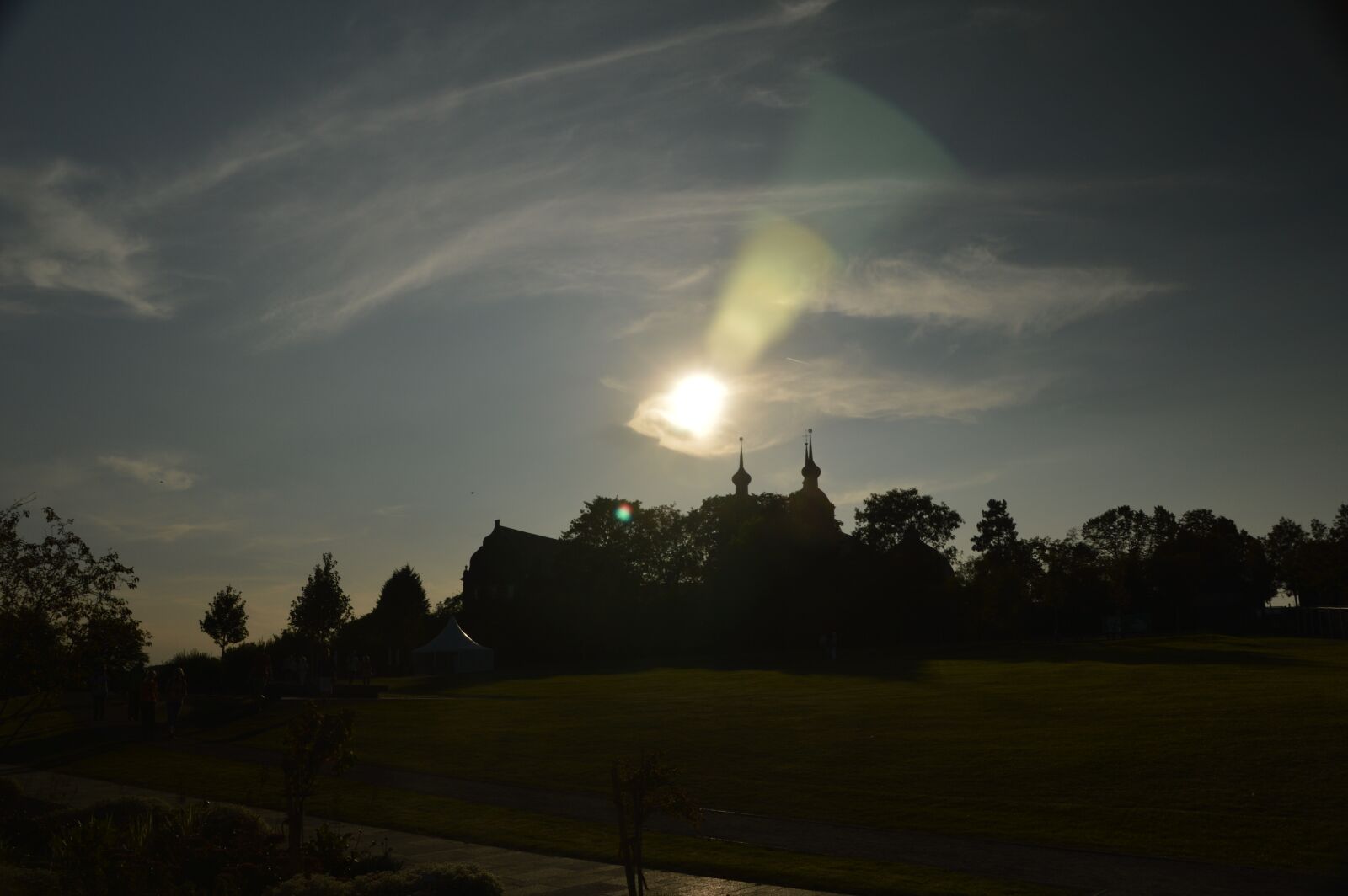 Nikon D3200 sample photo. Sun, shadow, building photography