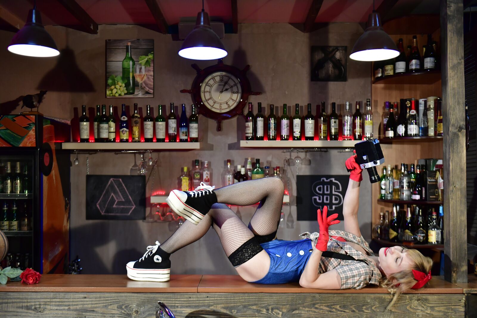 Nikon D5 sample photo. Bar, the pub, pin photography