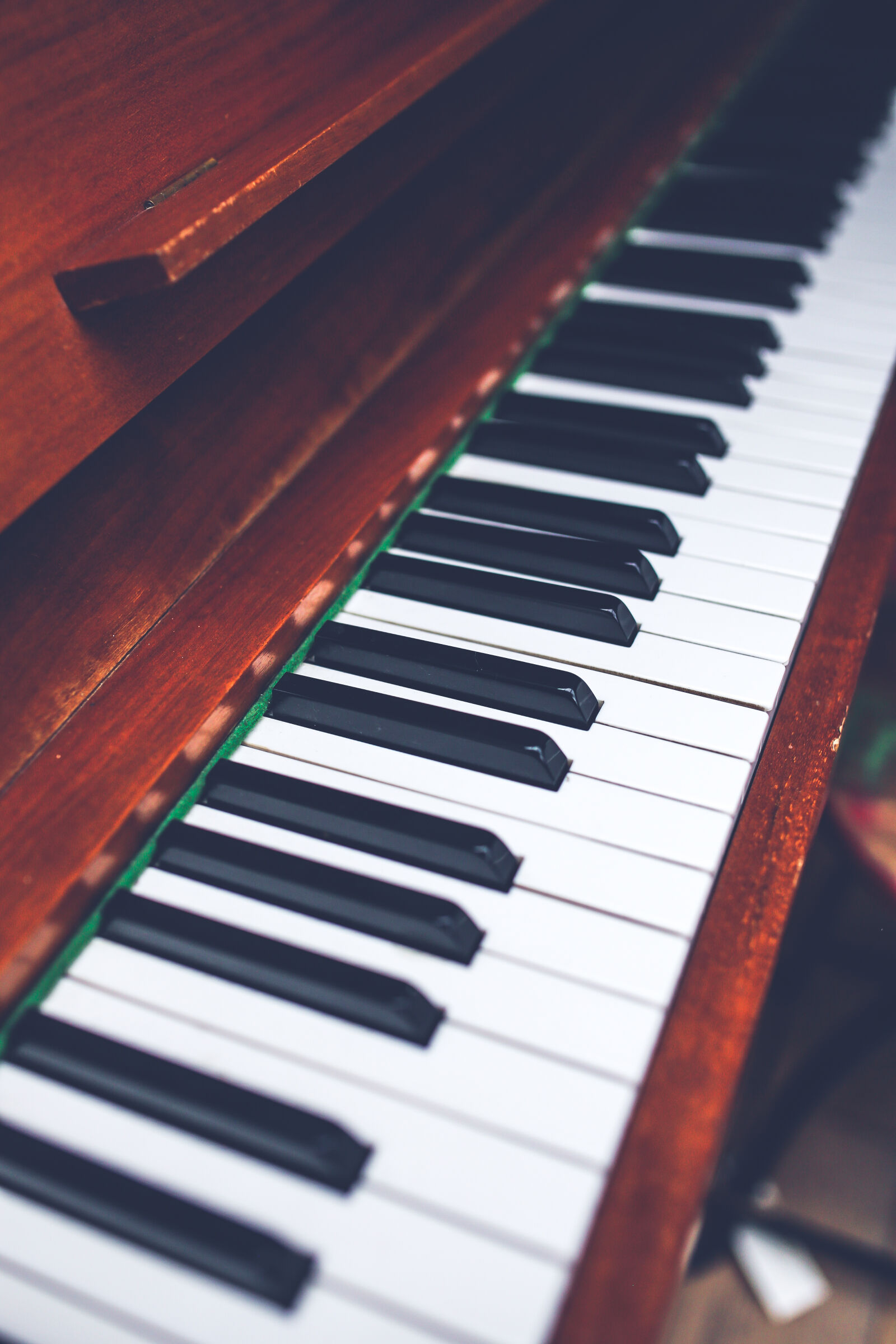 Canon EOS 6D + Sigma 35mm F1.4 DG HSM Art sample photo. The, piano, keyboard photography