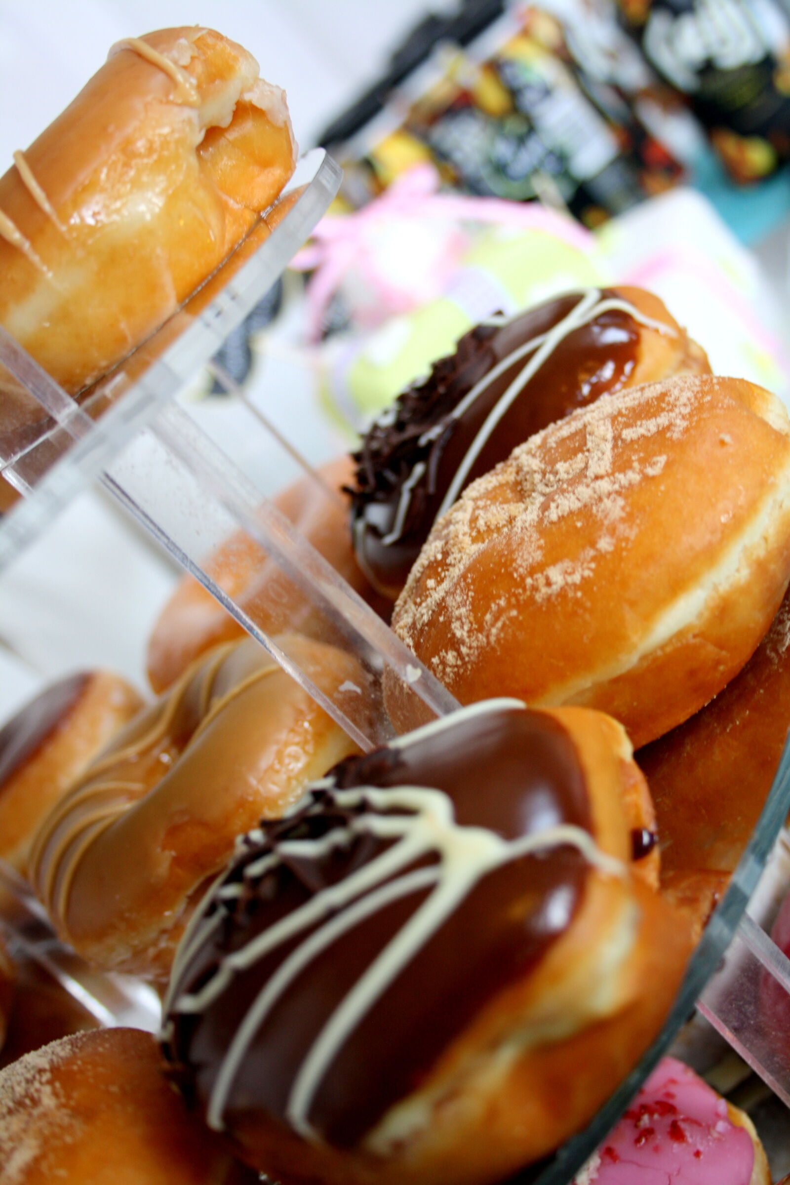 Canon EF-S 18-55mm F3.5-5.6 II sample photo. Doughnuts photography