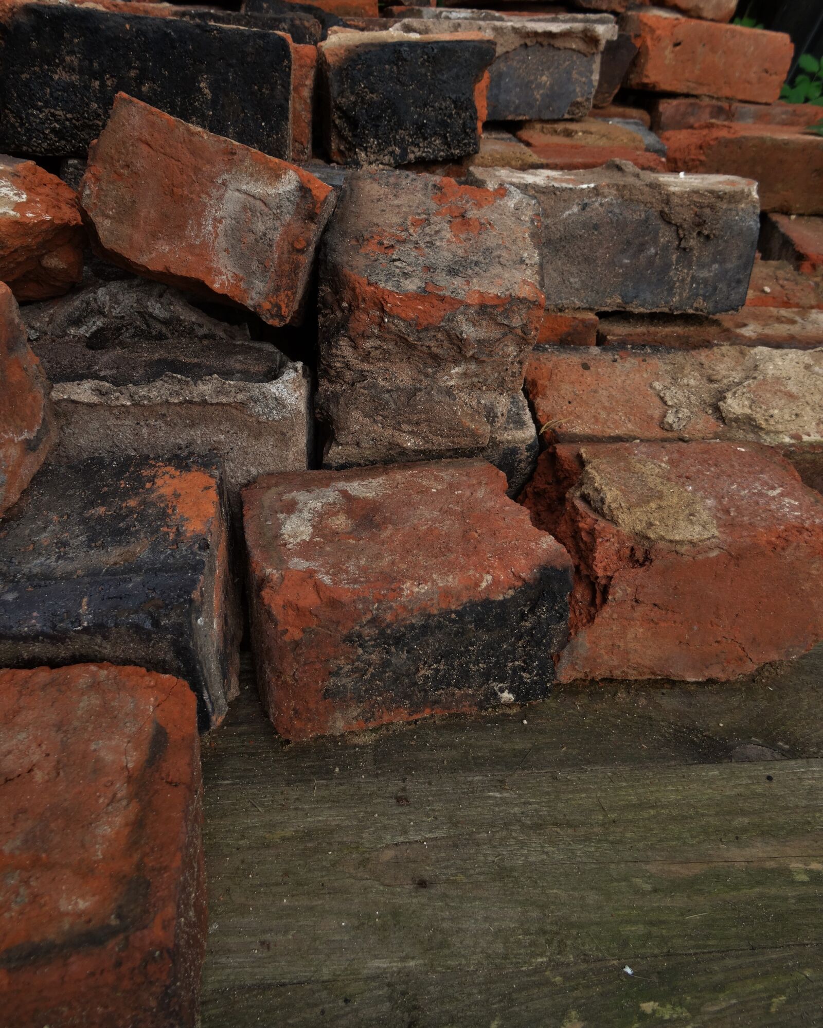 Sony DSC-HX50 sample photo. Bricks, old chimney, handmade photography