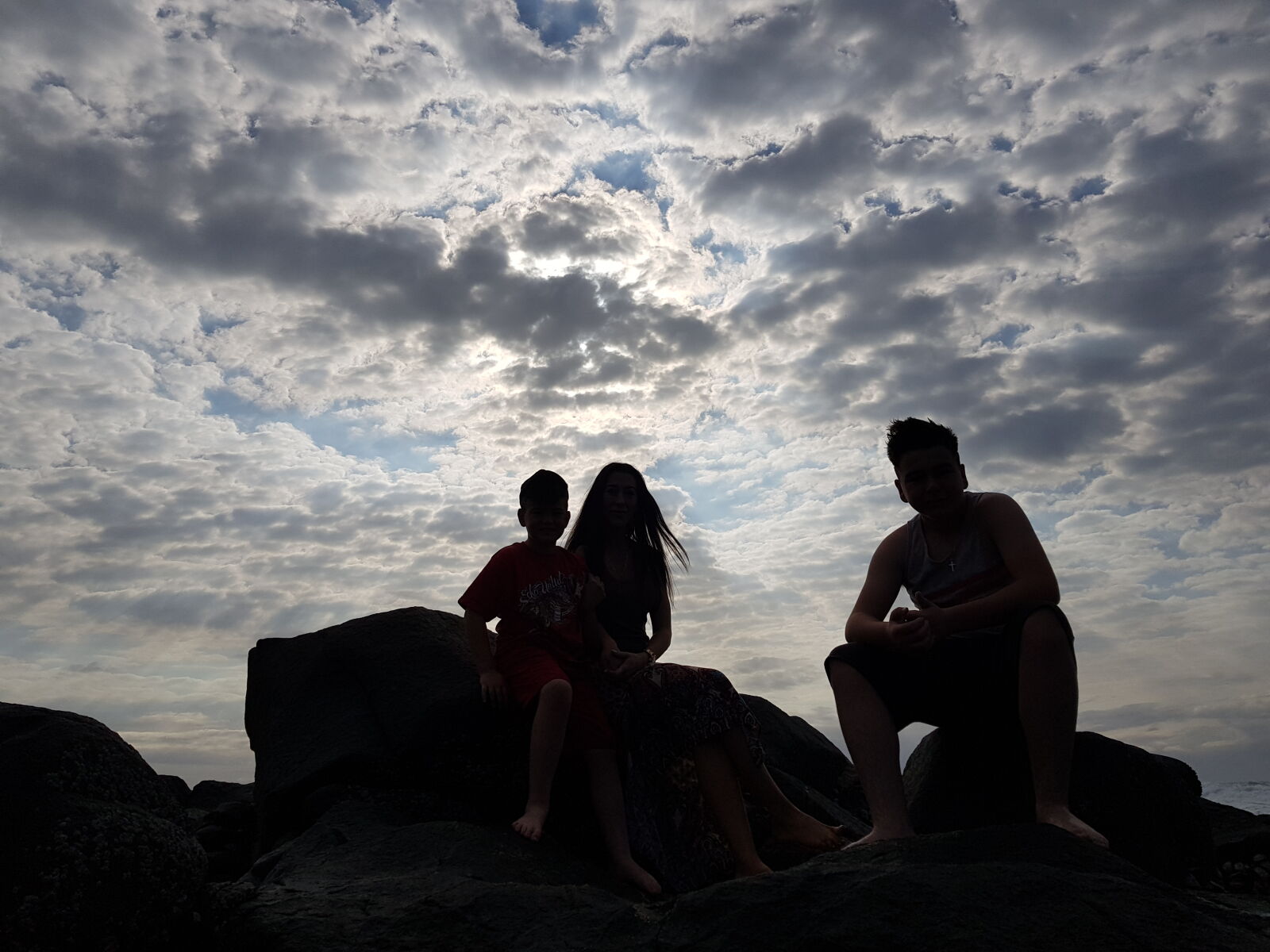Samsung Galaxy S8 sample photo. Background, scene, silhouette, sky photography