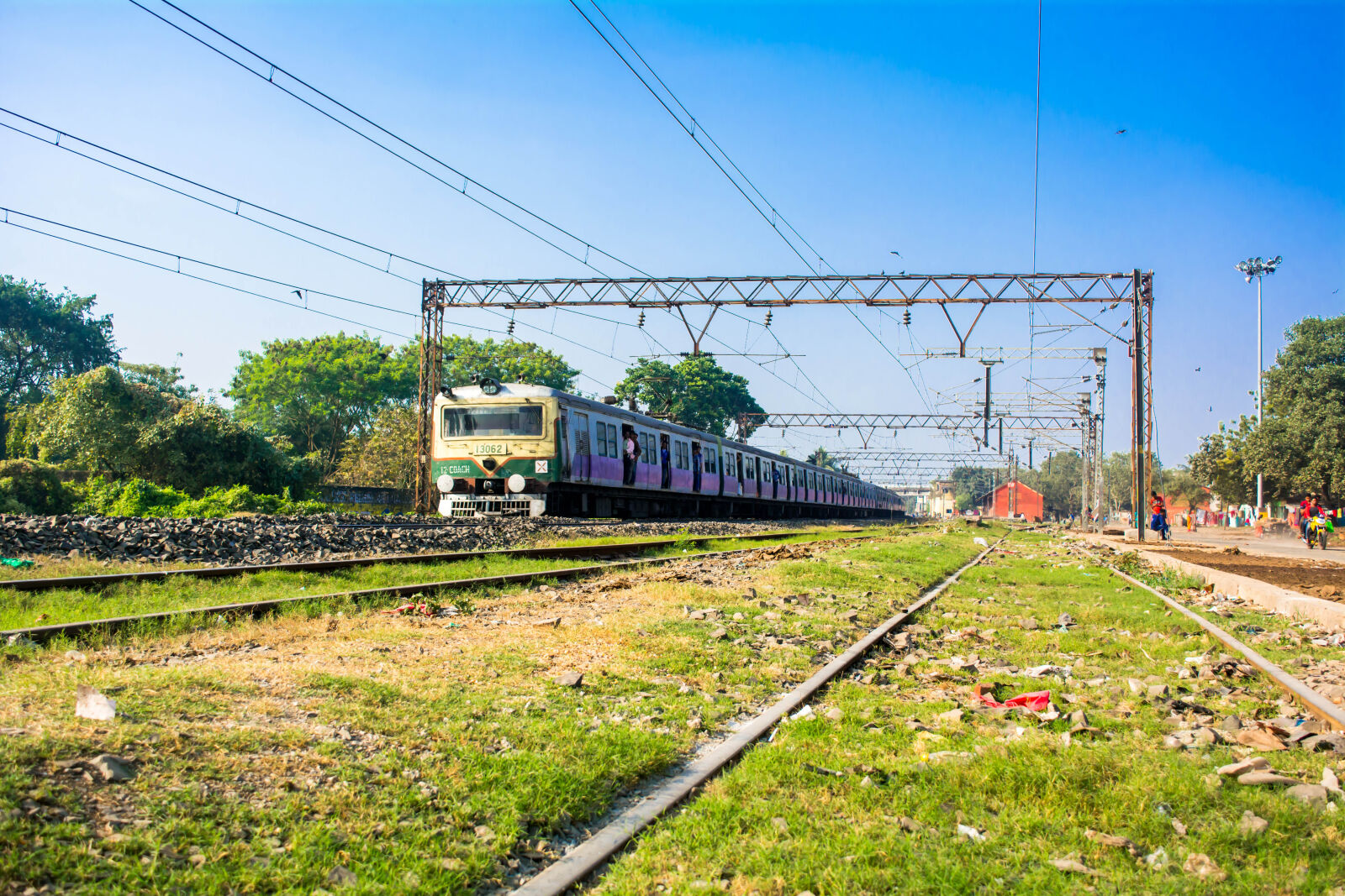 Nikon D5200 sample photo. View, of, railroad, tracks photography