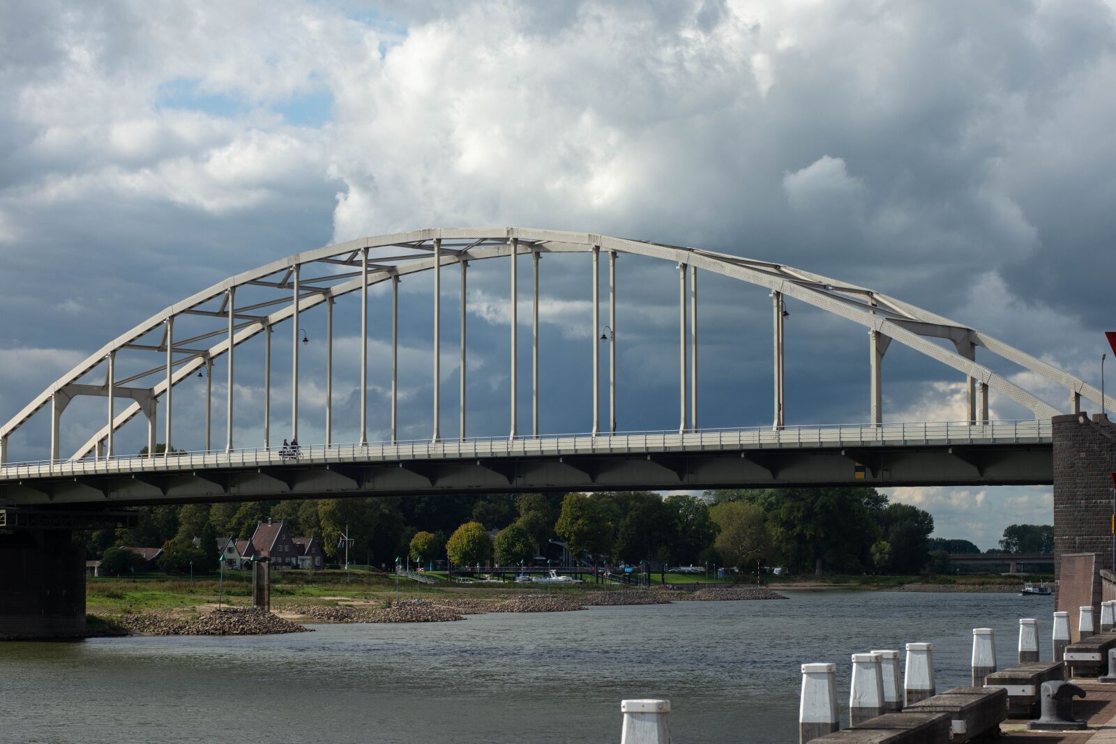 Nikon D7200 sample photo. City, bridge, river photography