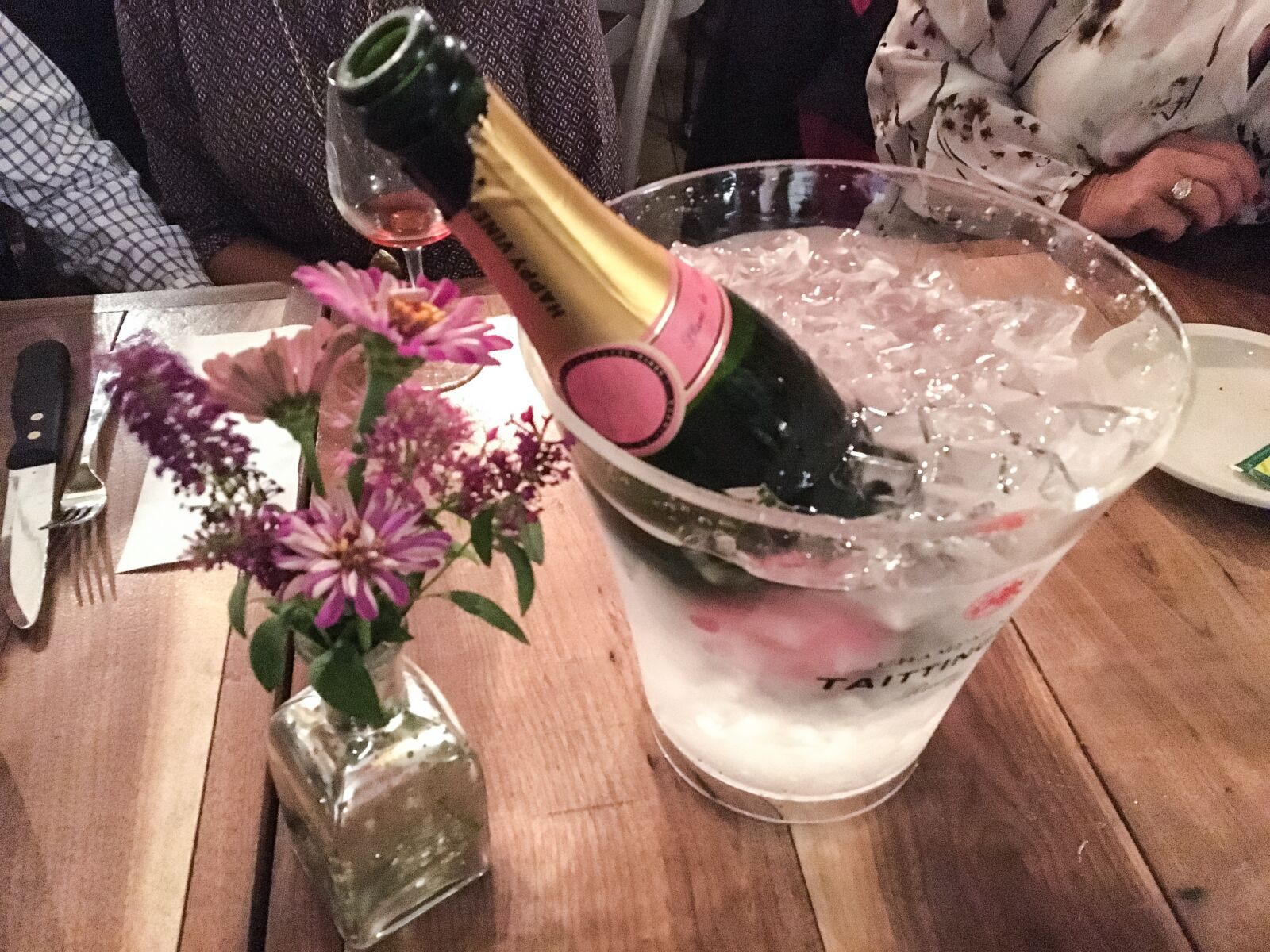 Apple iPhone 6s sample photo. Champagne photography