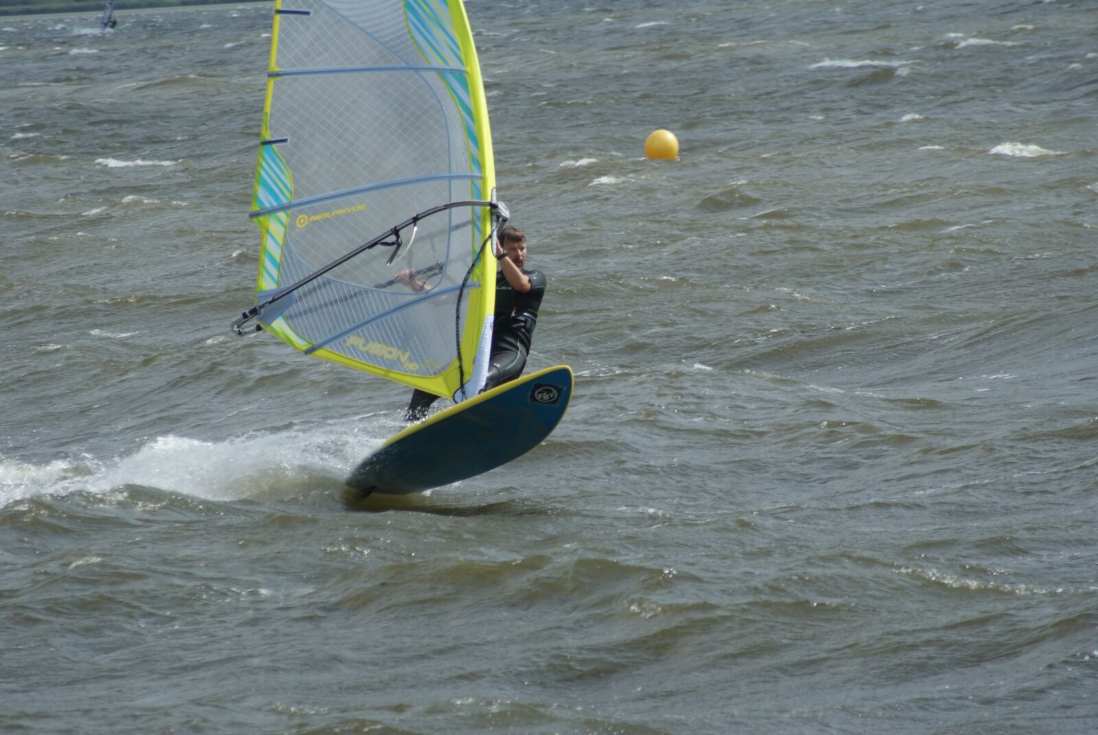 Sony Alpha DSLR-A200 sample photo. Surfer, hotel guests can photography