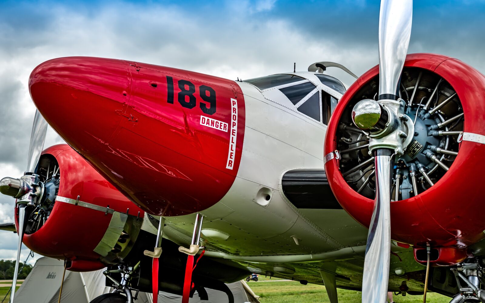 Tamron SP 24-70mm F2.8 Di VC USD sample photo. Aircraft, twin, aviation photography