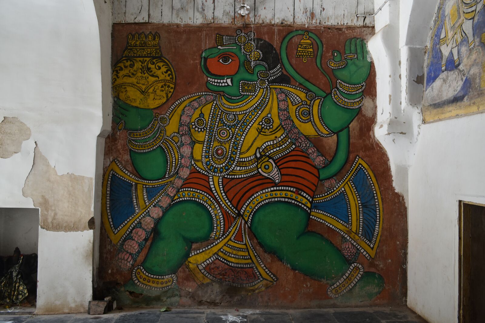 Nikon D5500 sample photo. Thanjavur, hanuman painting, palace photography