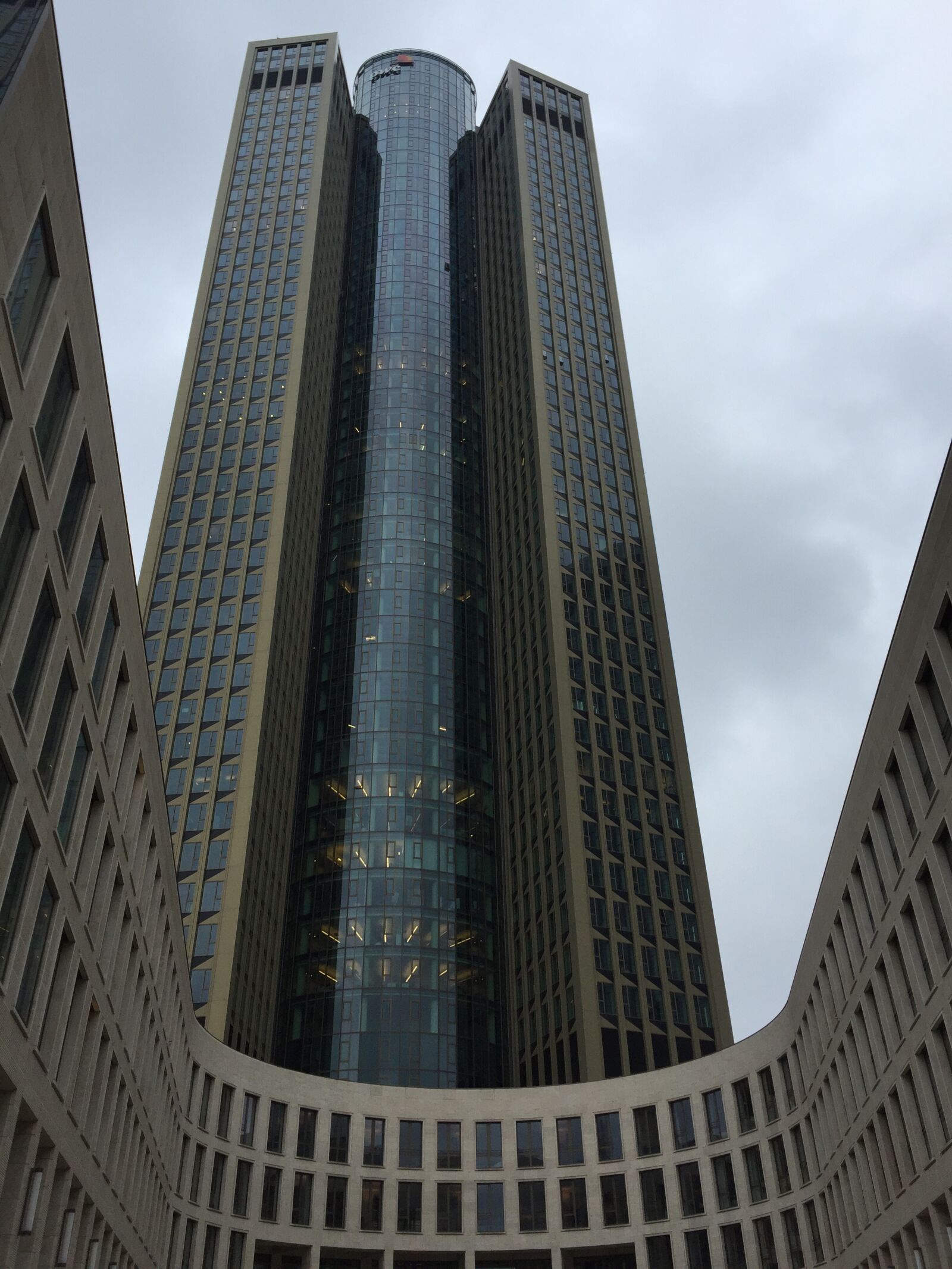 Apple iPhone 6 sample photo. Skyscraper, frankfurt, cloudiness photography