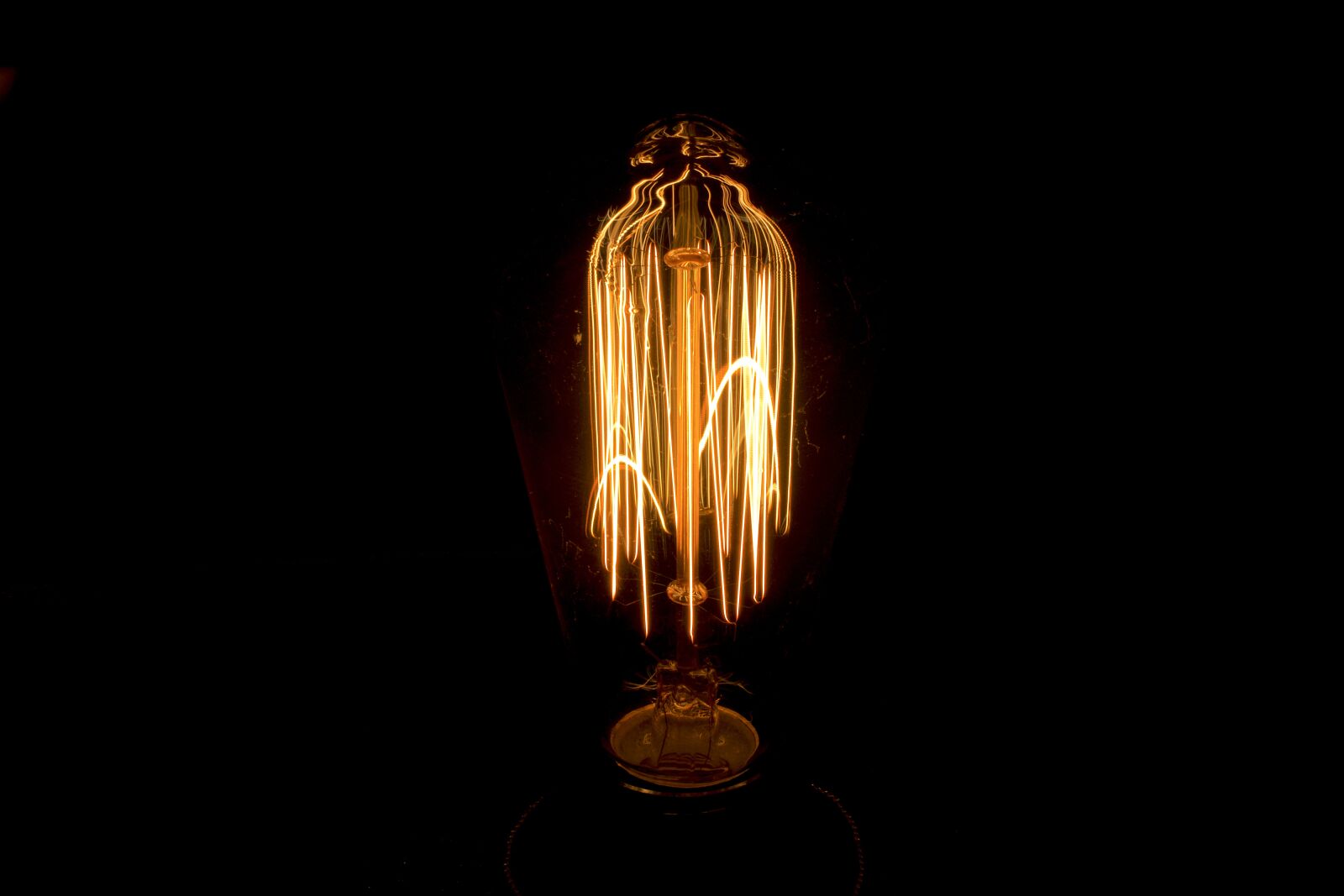 Nikon D5300 sample photo. Lamp wire, retro lamp photography
