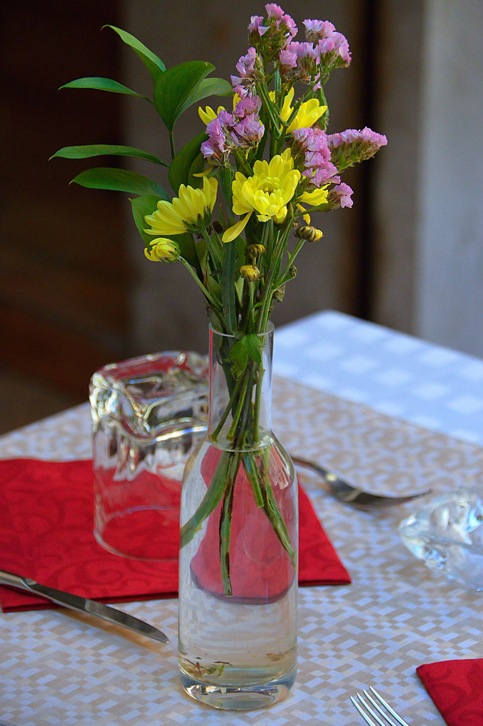 Nikon D3200 sample photo. Restaurant, place setting, serving photography
