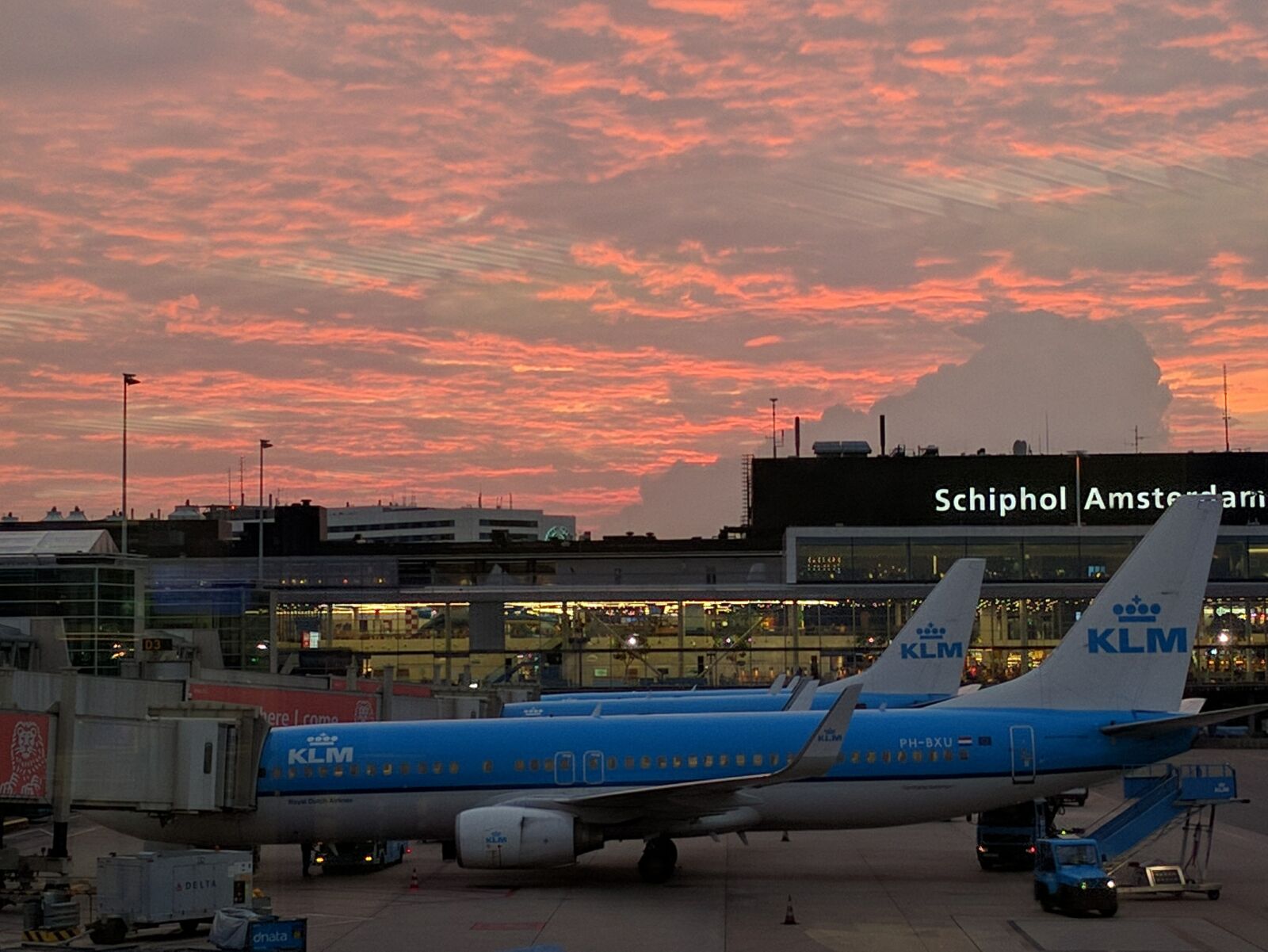 Google Nexus 6P sample photo. Schiphol, airport, aircraft photography