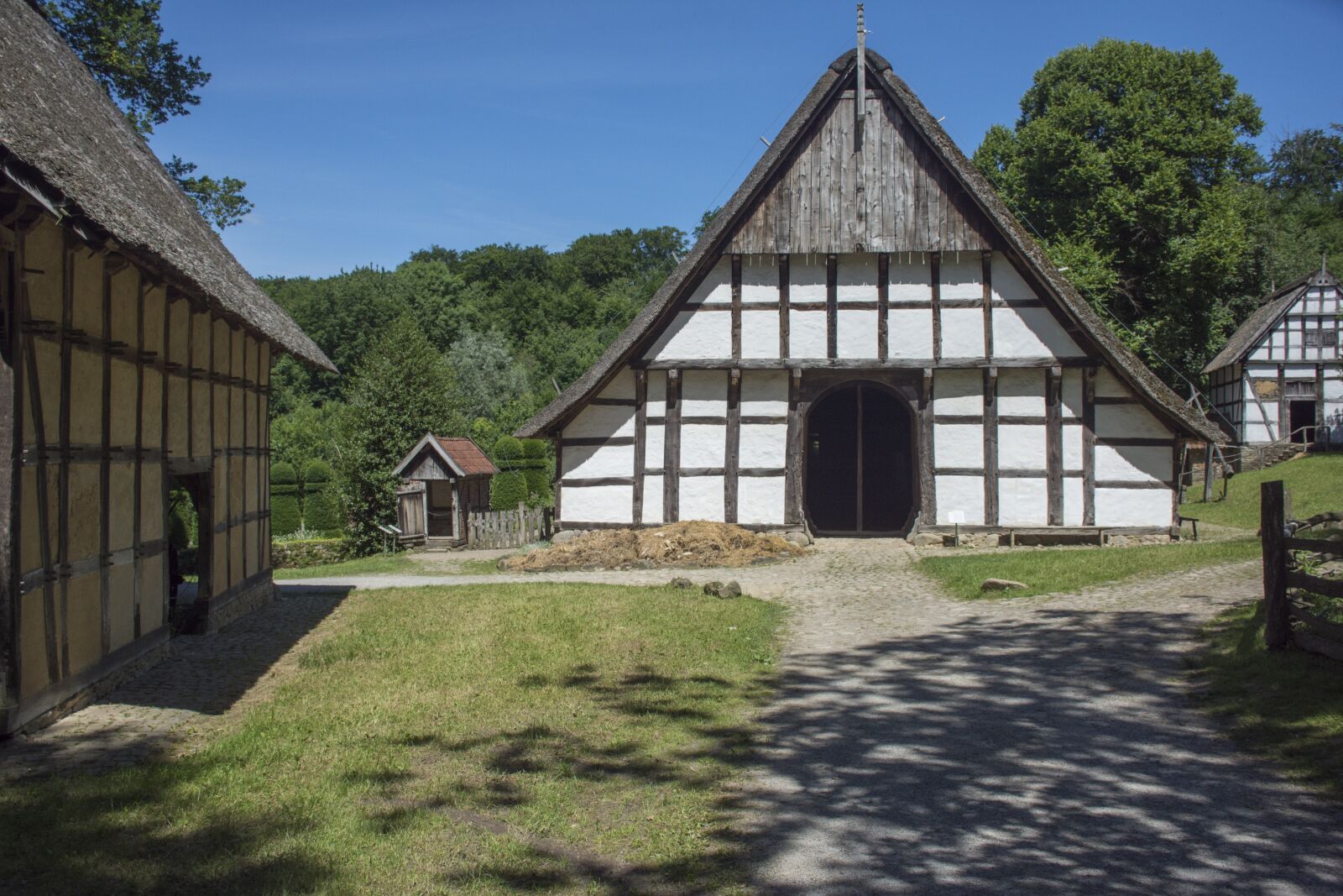 Nikon D7200 sample photo. Open air museum, historical photography