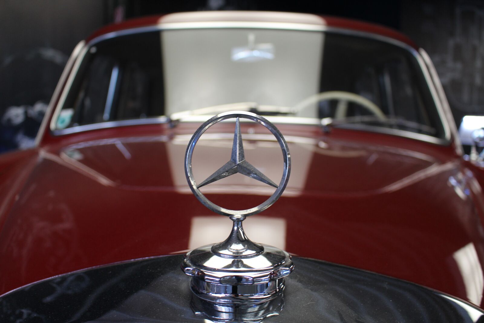 Canon EOS 700D (EOS Rebel T5i / EOS Kiss X7i) sample photo. Mercedes, car, branding photography