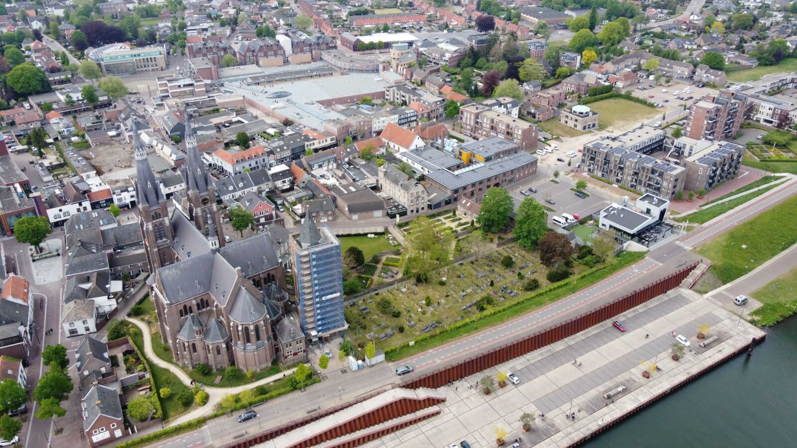 DJI FC7203 sample photo. Cuijk, water, church photography