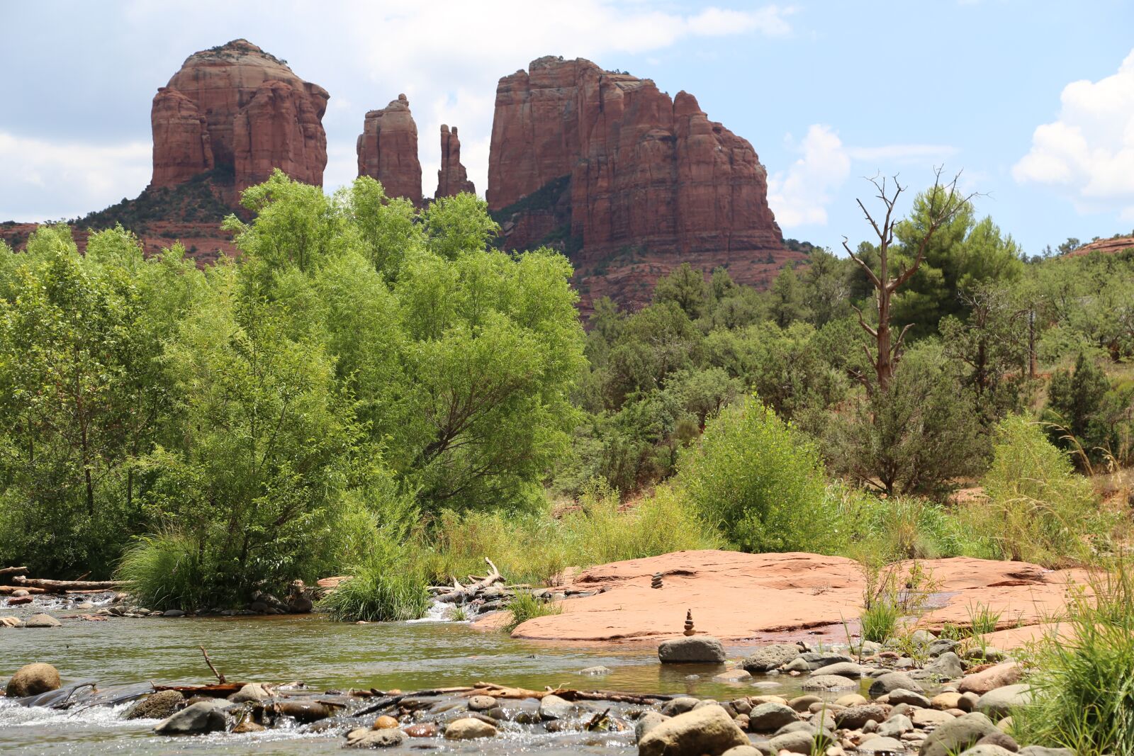 Canon EOS 6D + Canon EF 24-105mm F4L IS USM sample photo. Bell rock, bell 롹, river photography