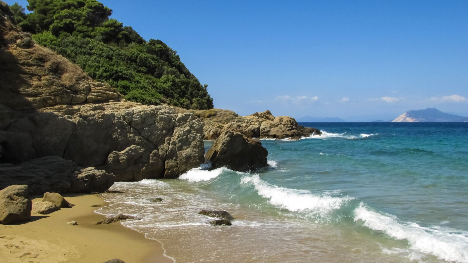Canon PowerShot SX400 IS sample photo. Greece, skiathos, banana photography