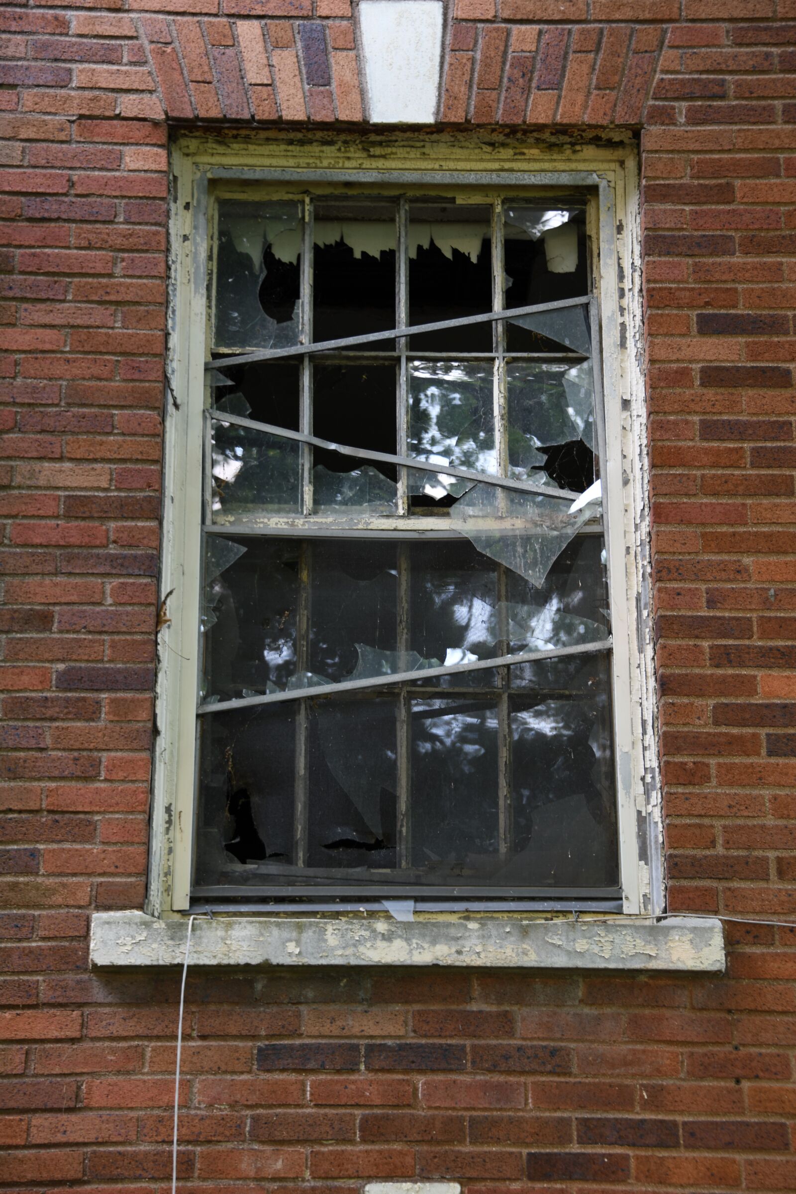 Nikon D850 sample photo. Abandoned, antique, building photography