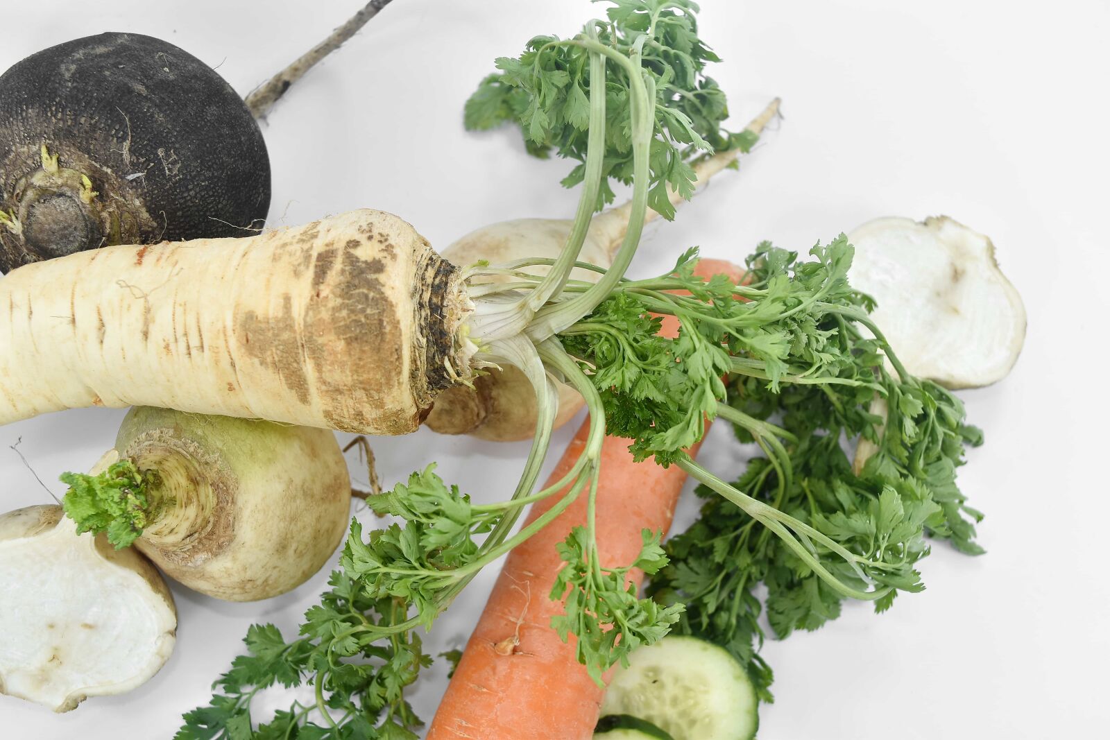 Nikon D5500 sample photo. Antioxidant, carrot, parsley, radish photography