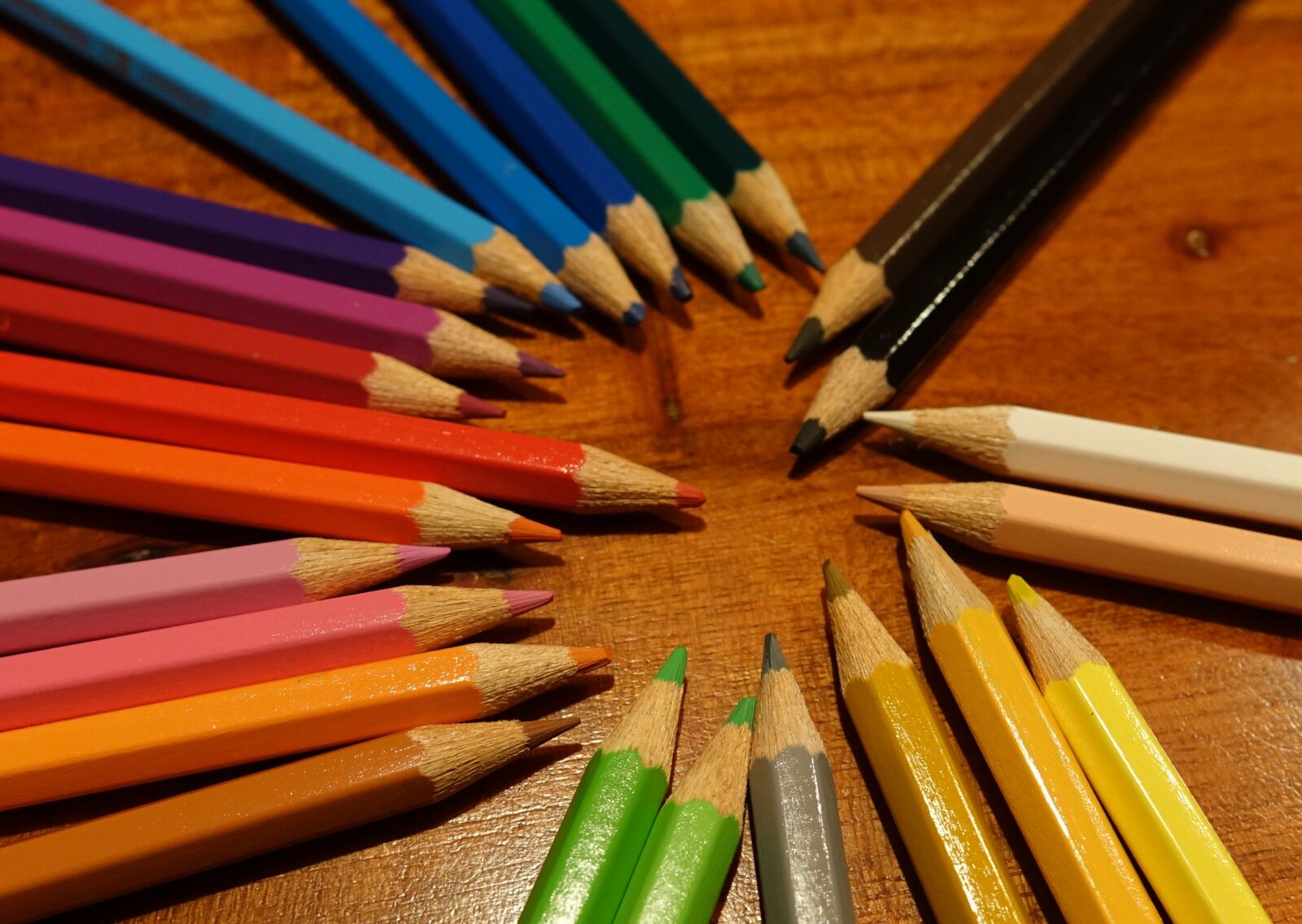 Sony Cyber-shot DSC-RX10 sample photo. Colorful, colored pencils, pens photography