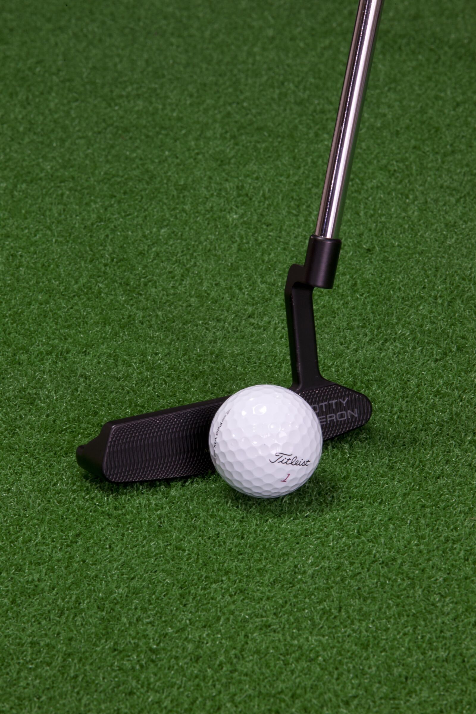 Canon EOS 5D sample photo. Golf, golf balls, exercise photography
