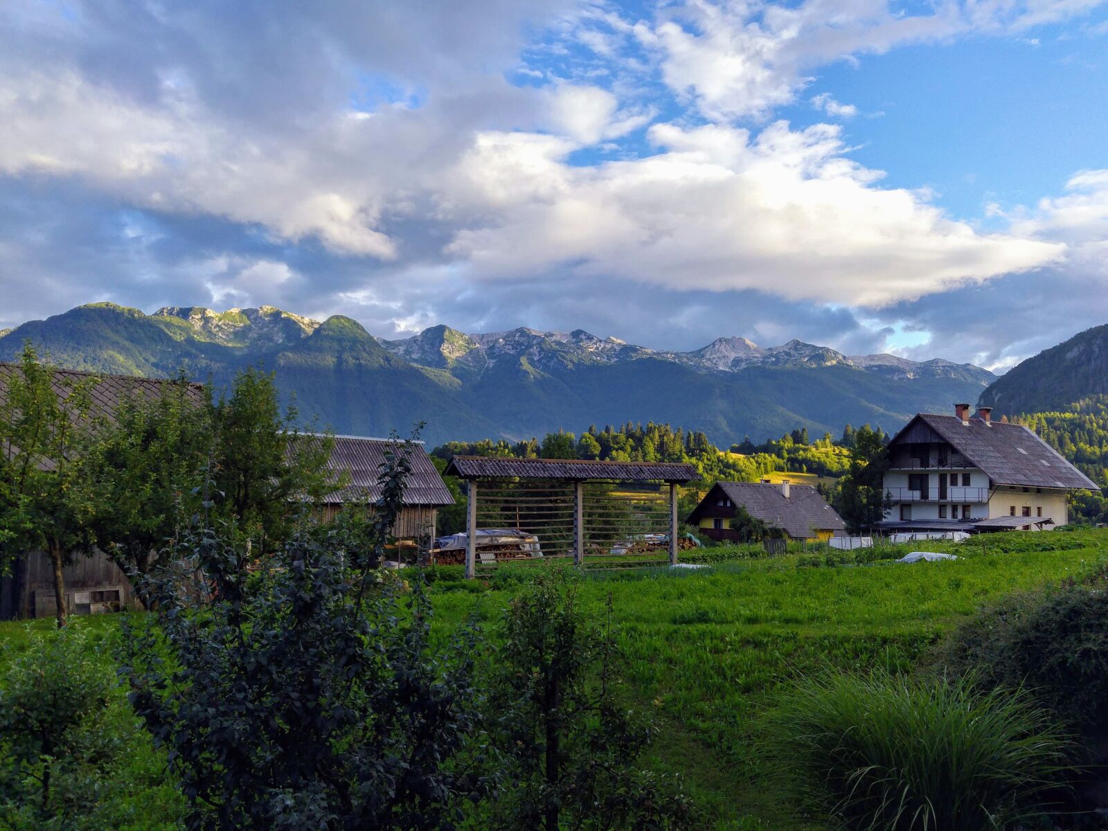 LG G4 sample photo. Slovenia, alps, village photography