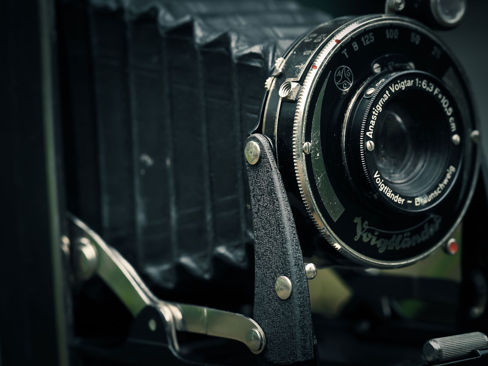 Olympus OM-D E-M10 sample photo. Photo camera, camera, voigtlander photography