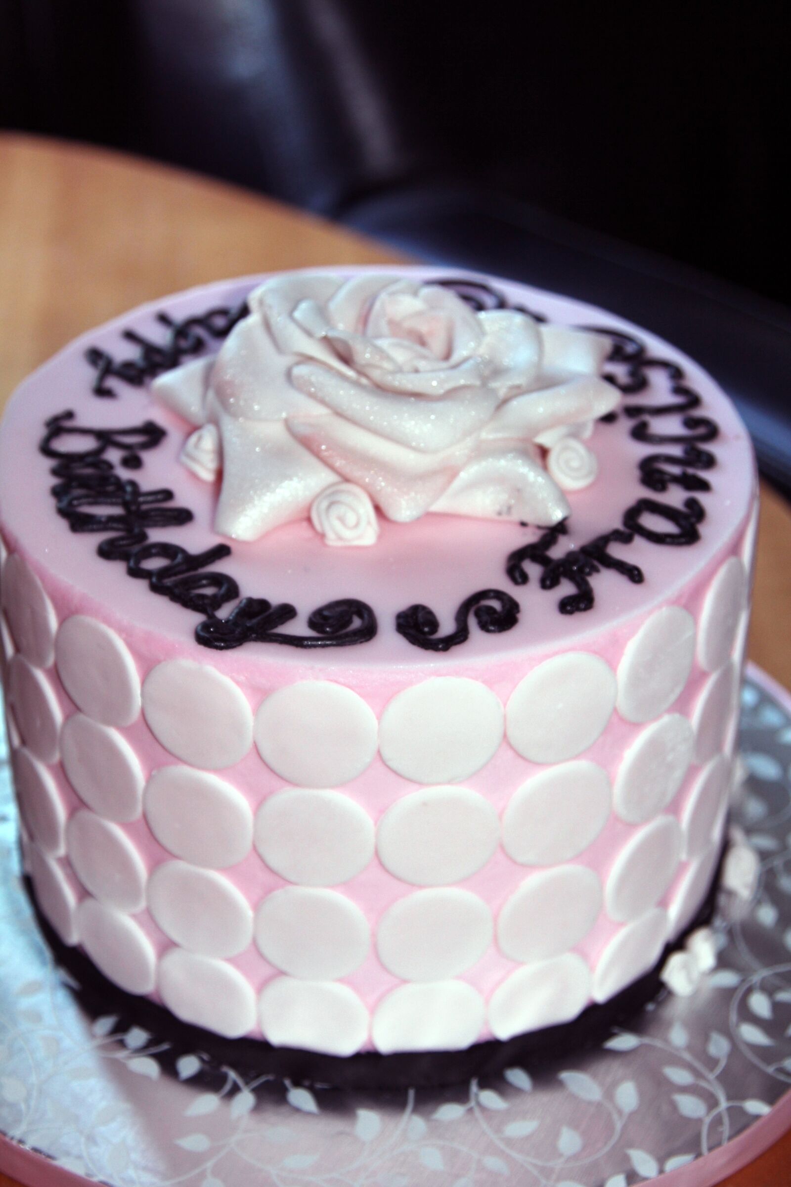 Canon EOS 60D + Canon EF 24-105mm F4L IS USM sample photo. Cake, chocolate, sweet photography