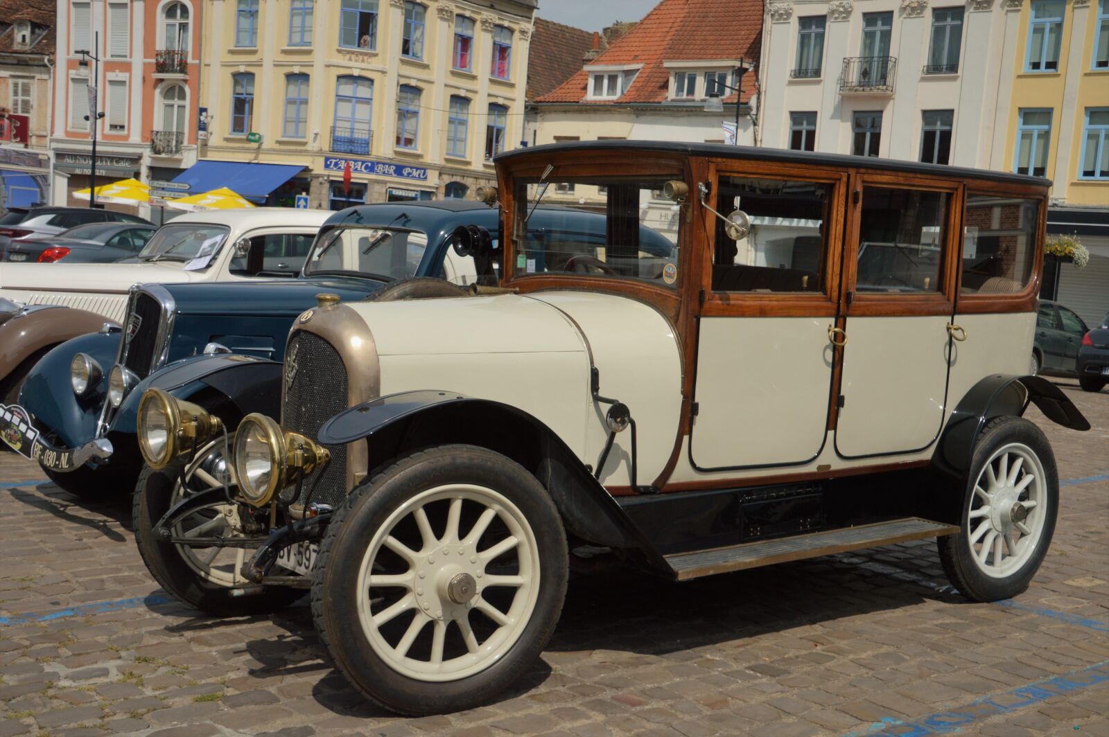 Nikon D3200 sample photo. Rolland pilain, car, collection photography