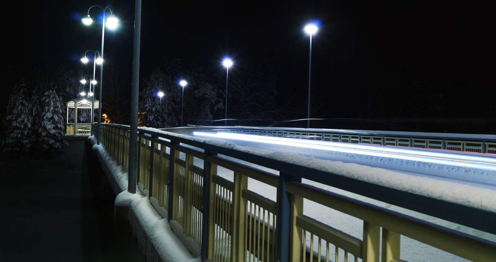 Sony SLT-A37 sample photo. Bridge, lights, night photography