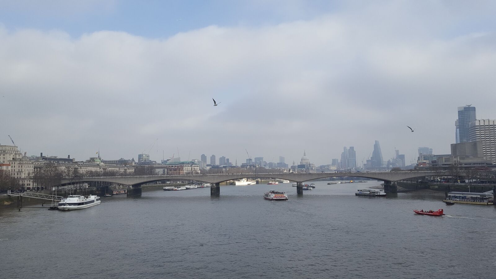 Samsung Galaxy S6 sample photo. London, february, city photography