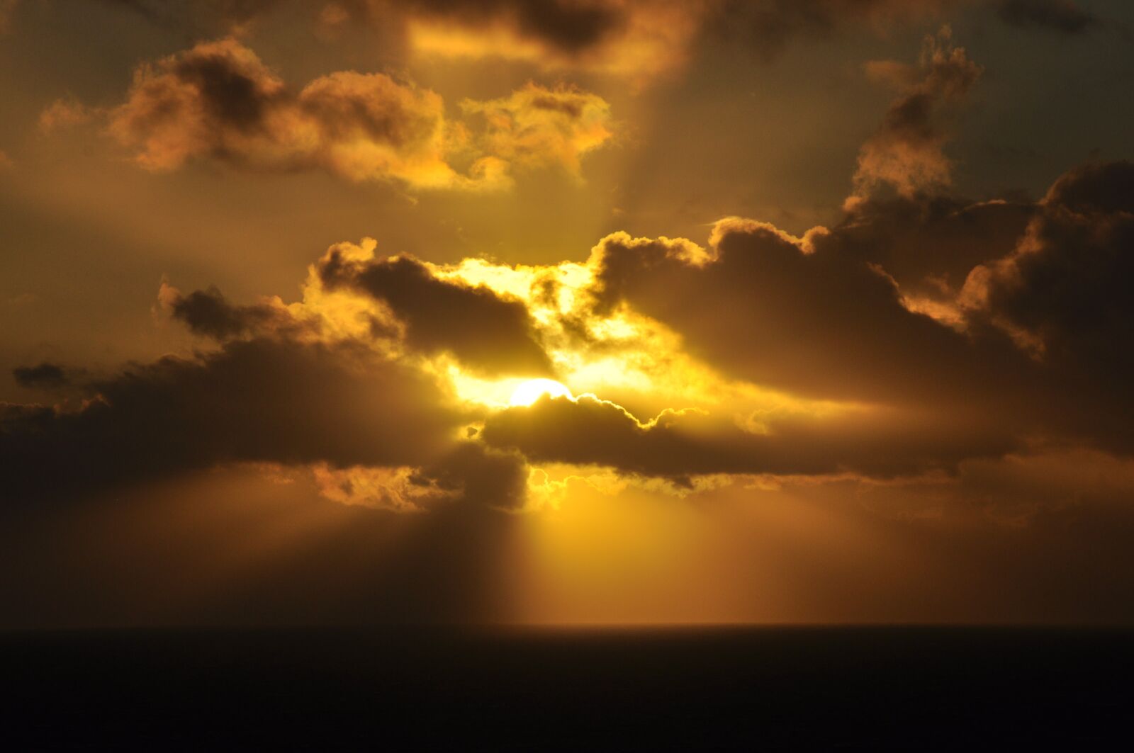 Nikon D5000 sample photo. Sun, gran canary, sea photography