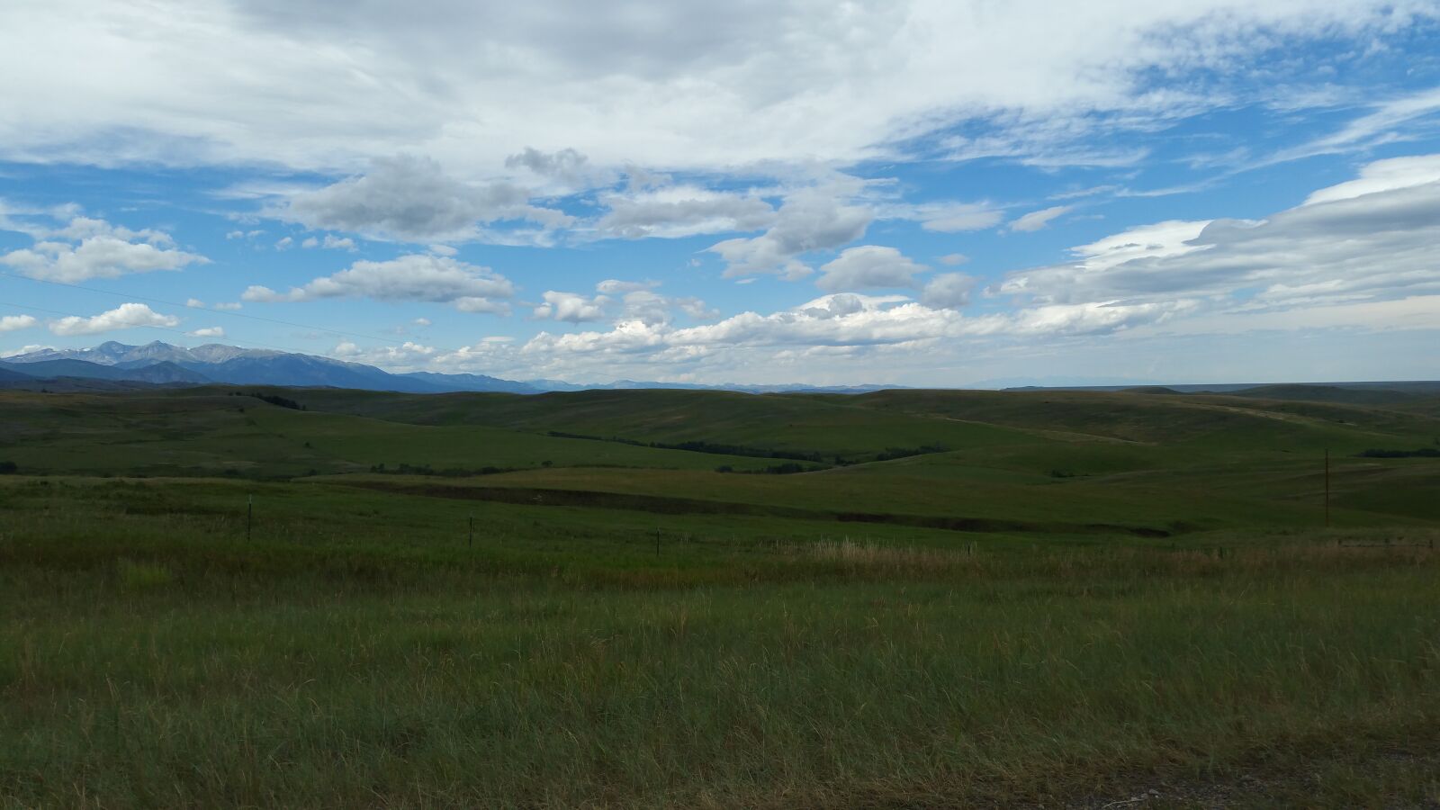 Samsung Galaxy Note4 sample photo. Clouds, fields, grass, horizon photography