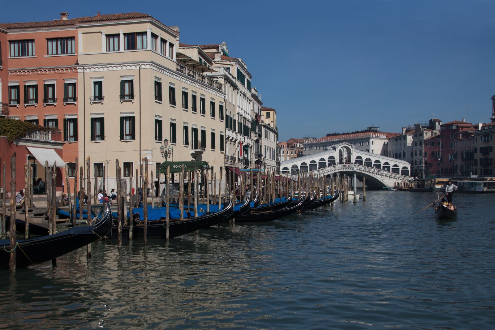 Canon EOS 80D sample photo. Venice, rialto, italy photography