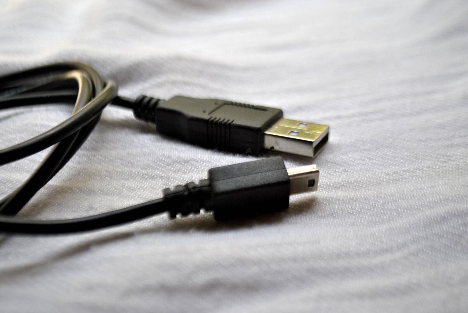 Nikon D3000 sample photo. Black, cable, equipment, tool photography