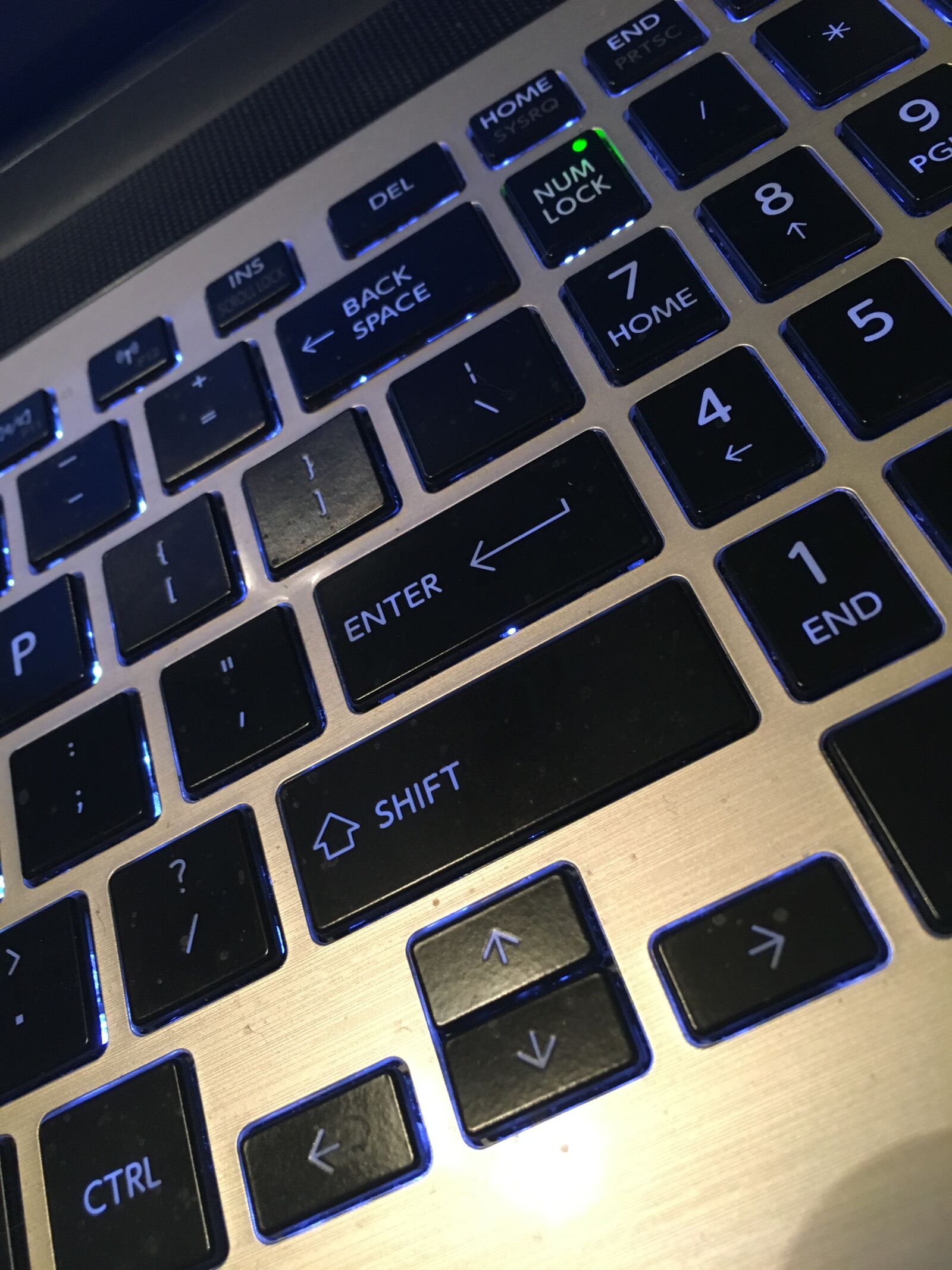 Apple iPhone 6s sample photo. Computer, computer, keyboard, laptop photography