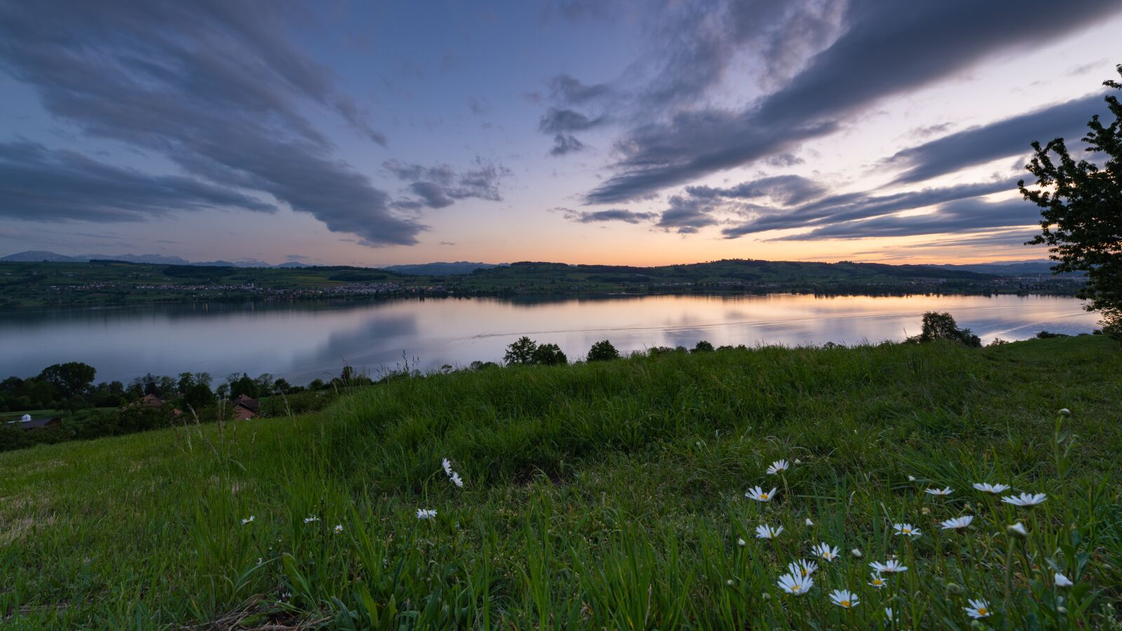 Nikon Z7 sample photo. Lake, spring, evening photography