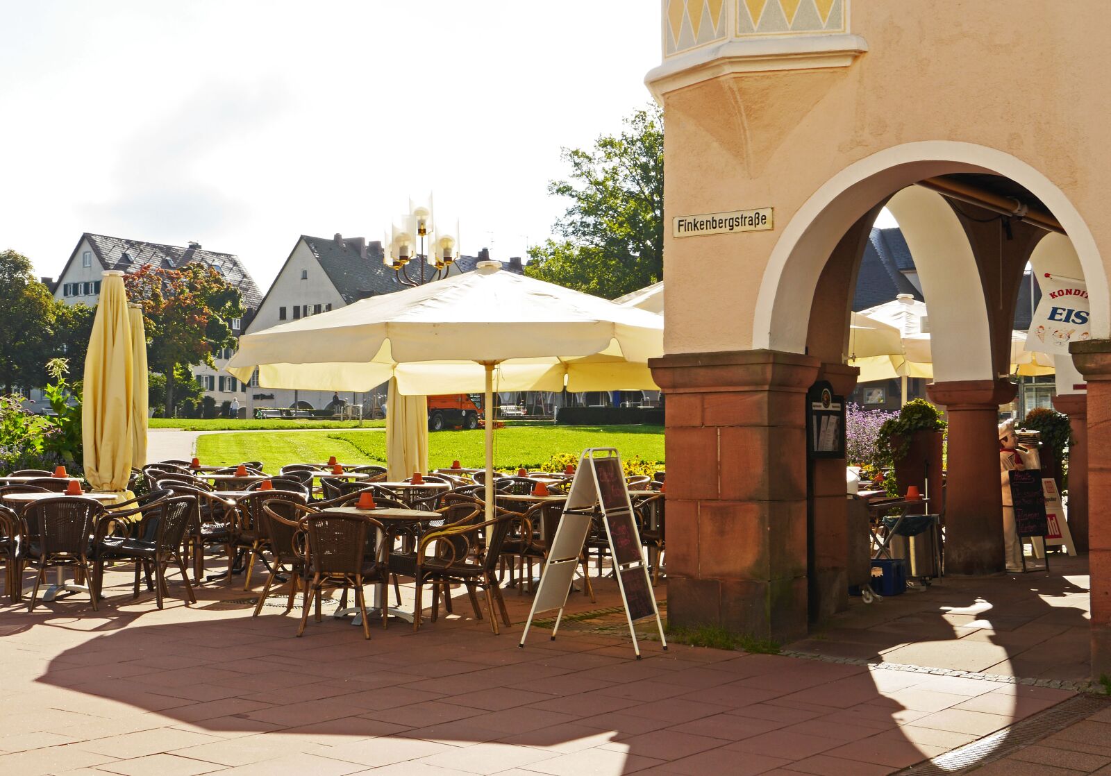 Panasonic Lumix DMC-GH3 sample photo. Cafe, ice cream parlor photography
