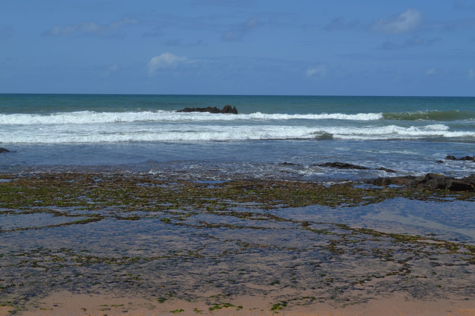 Nikon D3100 sample photo. Waves, horizon, sky photography