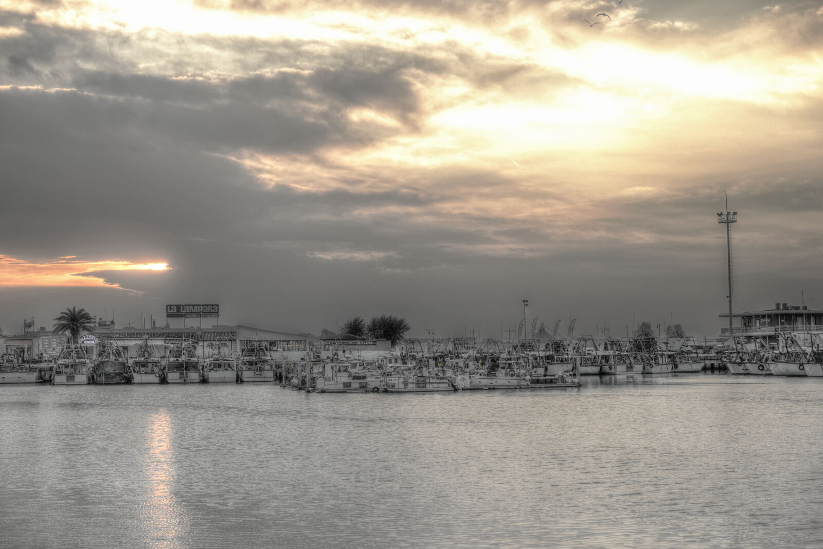 Nikon D600 sample photo. Boat, boats, cattolica, clouds photography